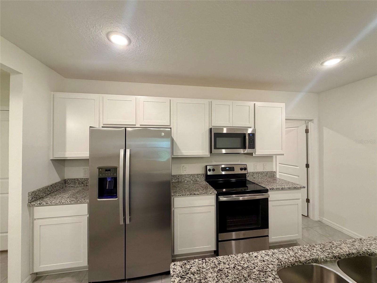 614 CHEVAL LN — photo 6