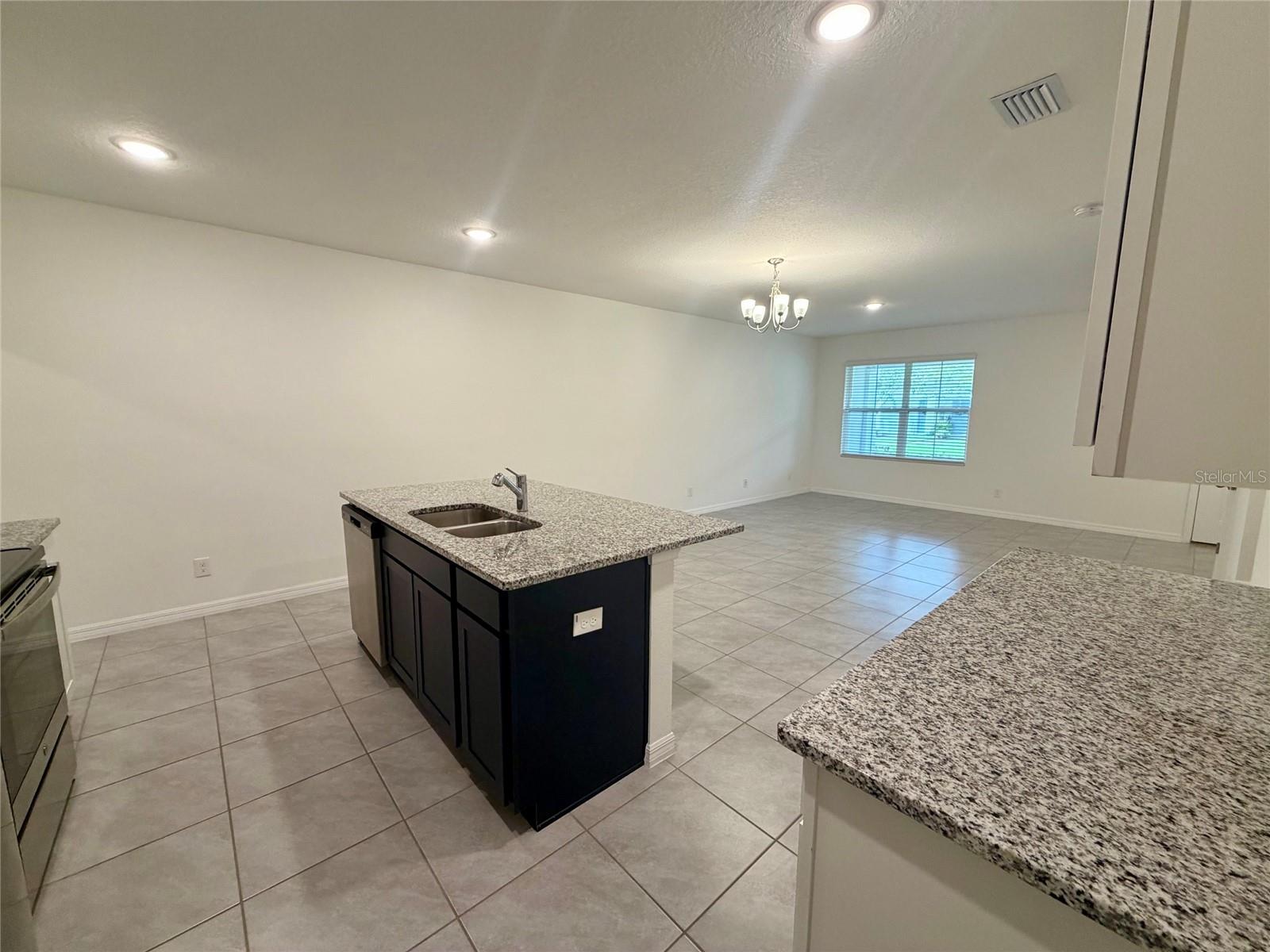 614 CHEVAL LN — photo 9