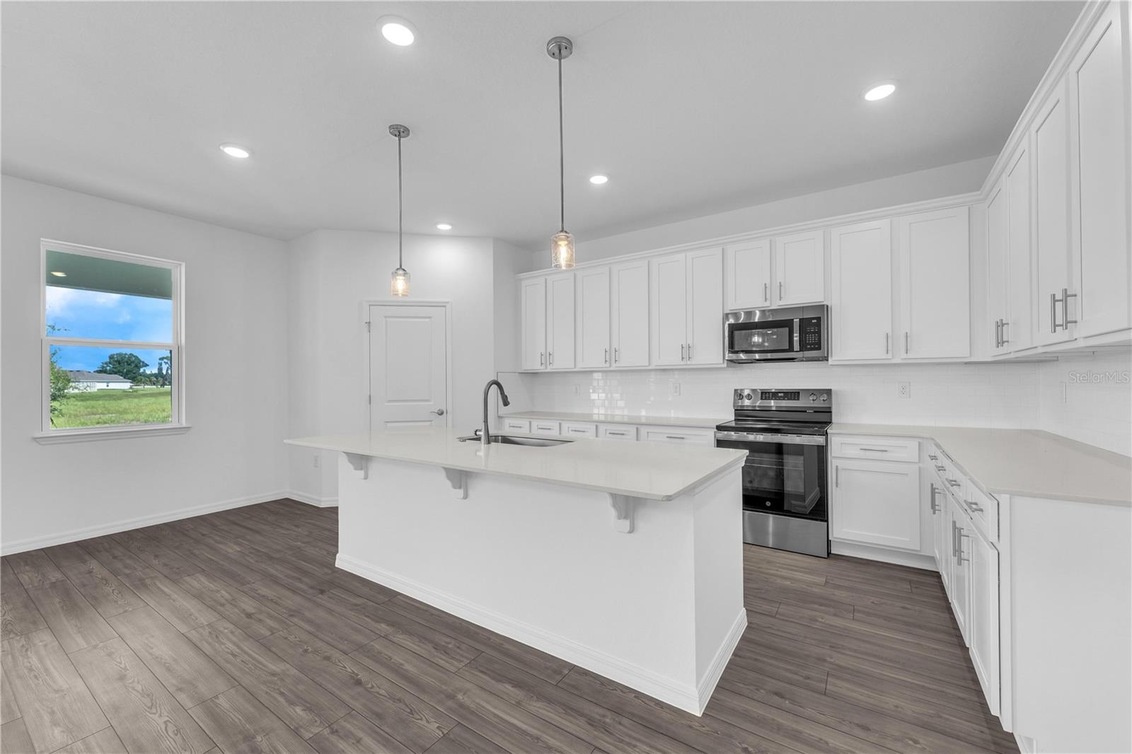 3936 TRIPLE CROWN LOOP — photo 12