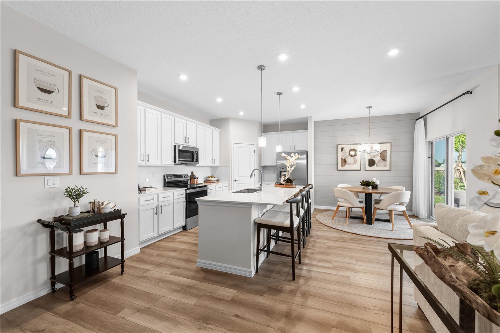 3924 TRIPLE CROWN LOOP — photo 10
