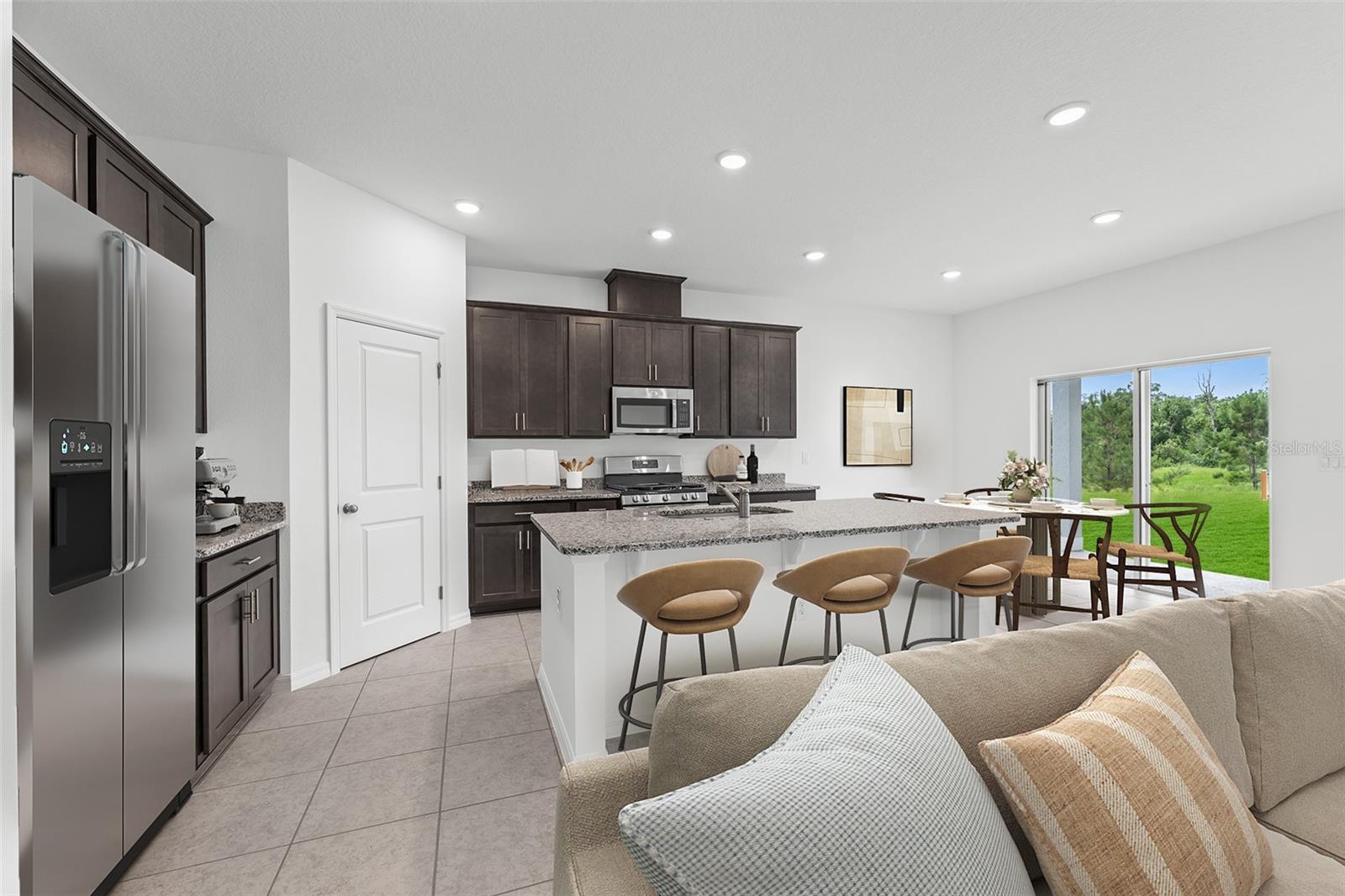 3960 TRIPLE CROWN LOOP — photo 8
