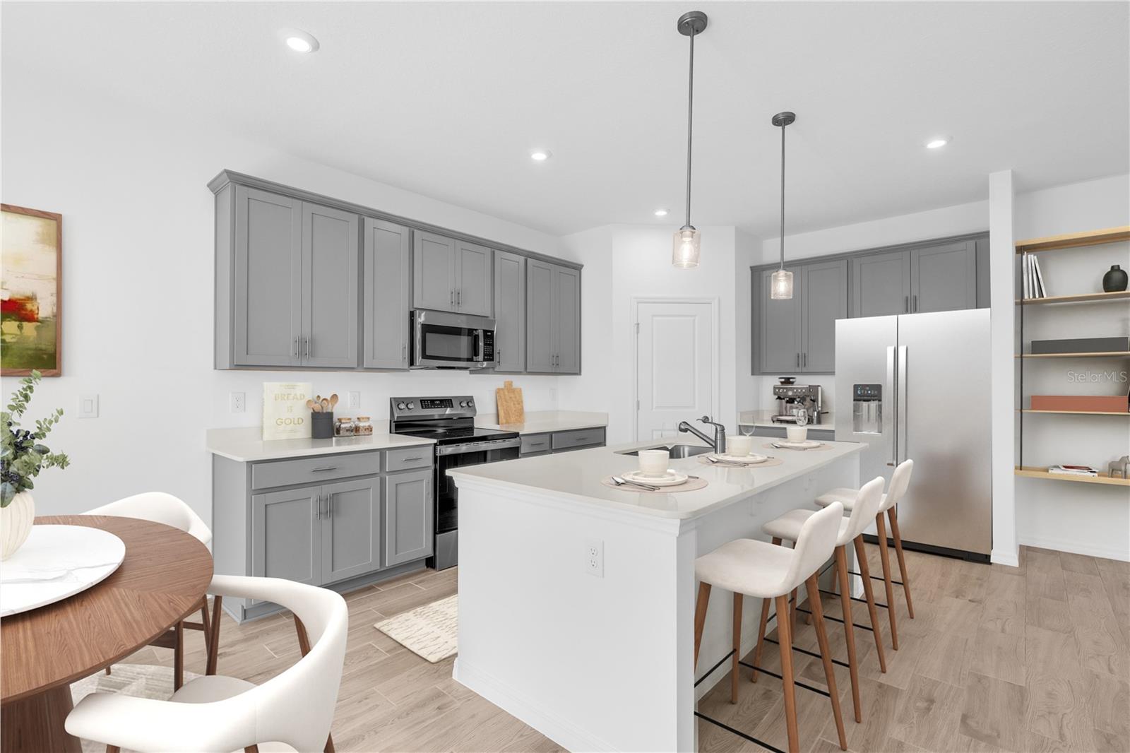 3960 TRIPLE CROWN LOOP — photo 10