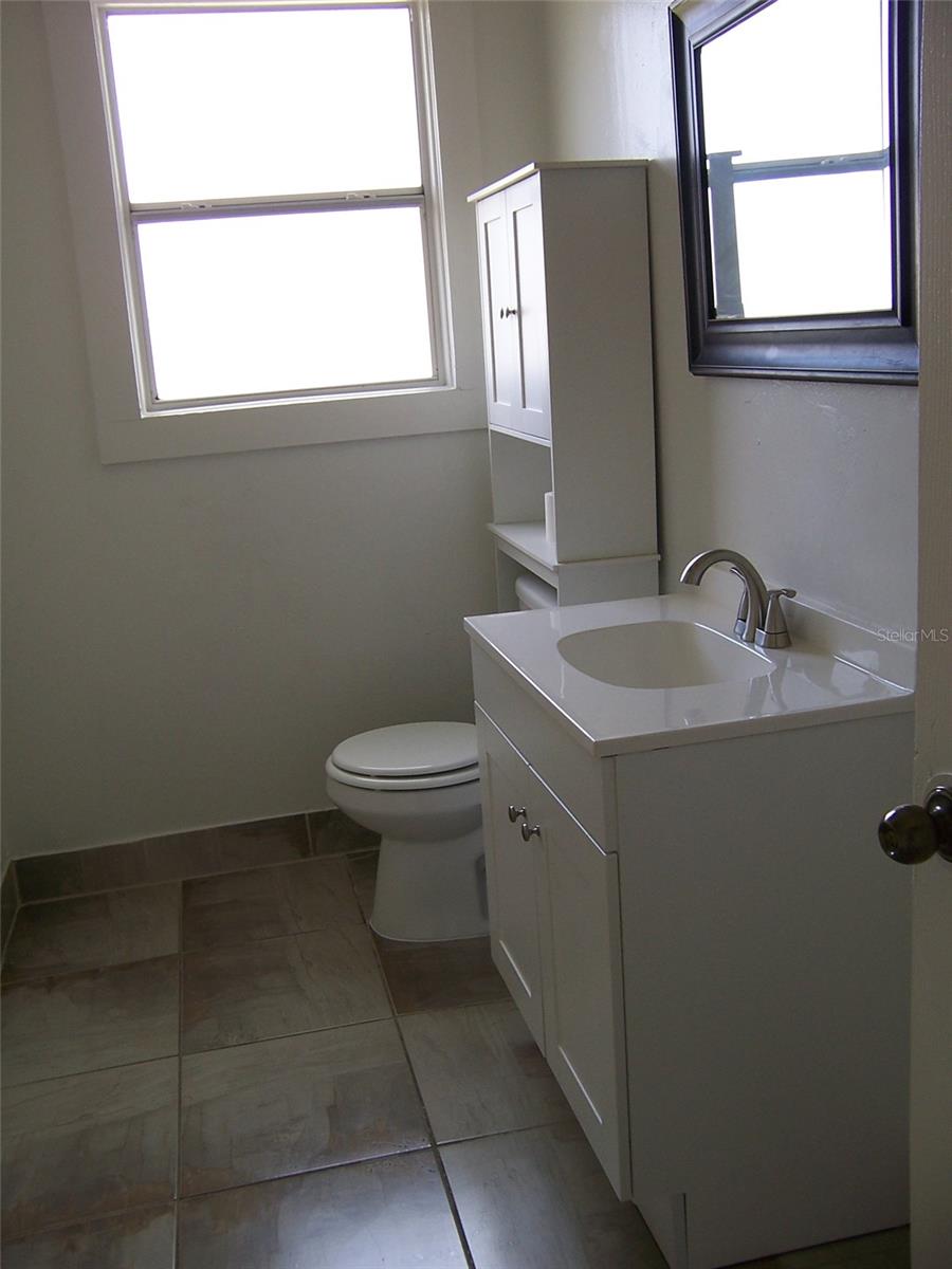 2011 CARRINGTON DR — photo 12