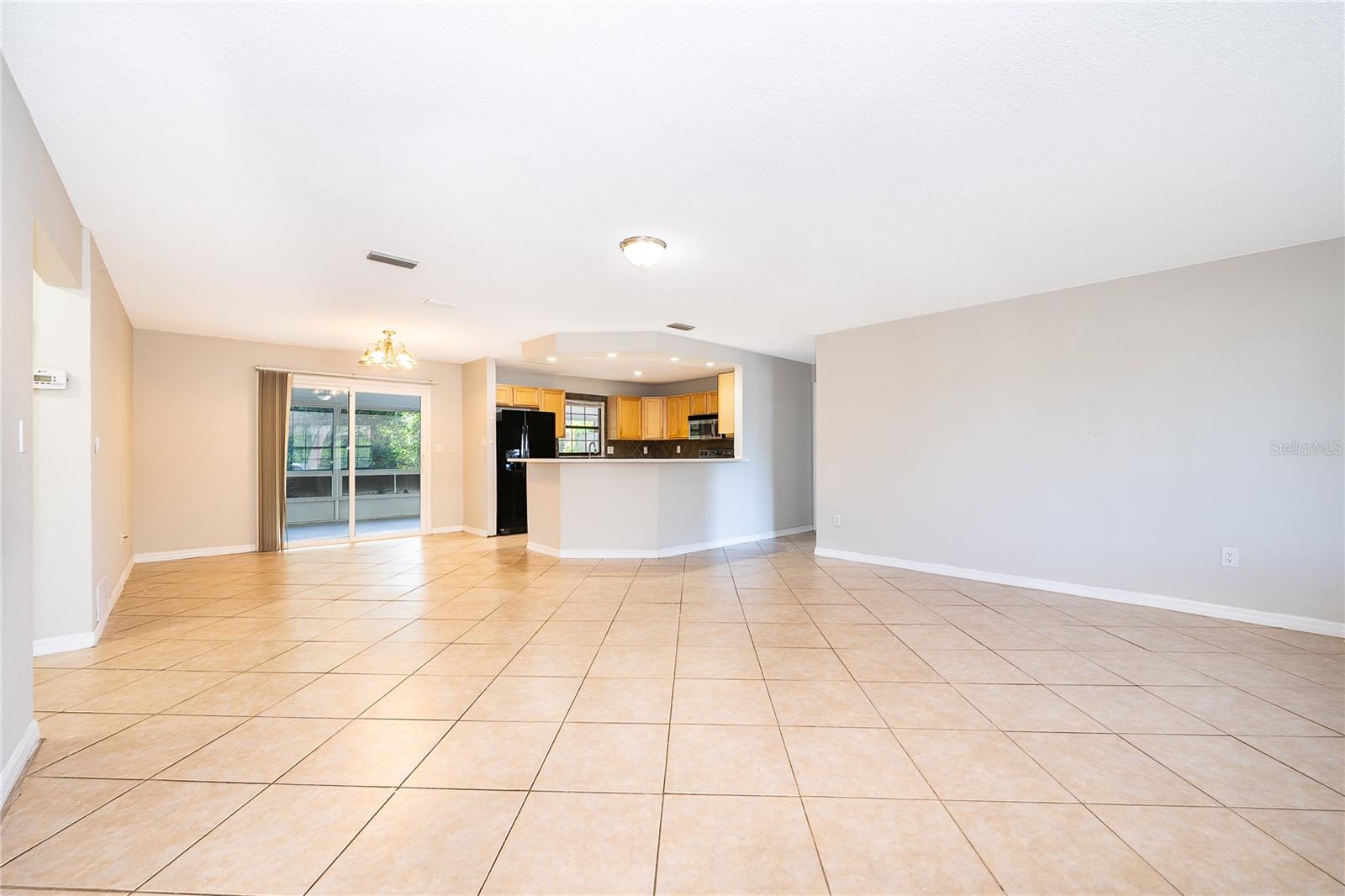2049 N NORMANDY BLVD — photo 4