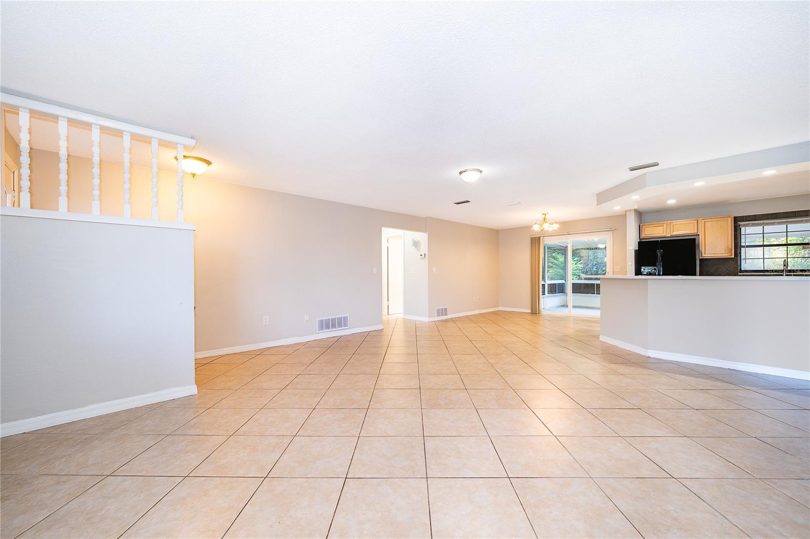 2049 N NORMANDY BLVD — photo 5