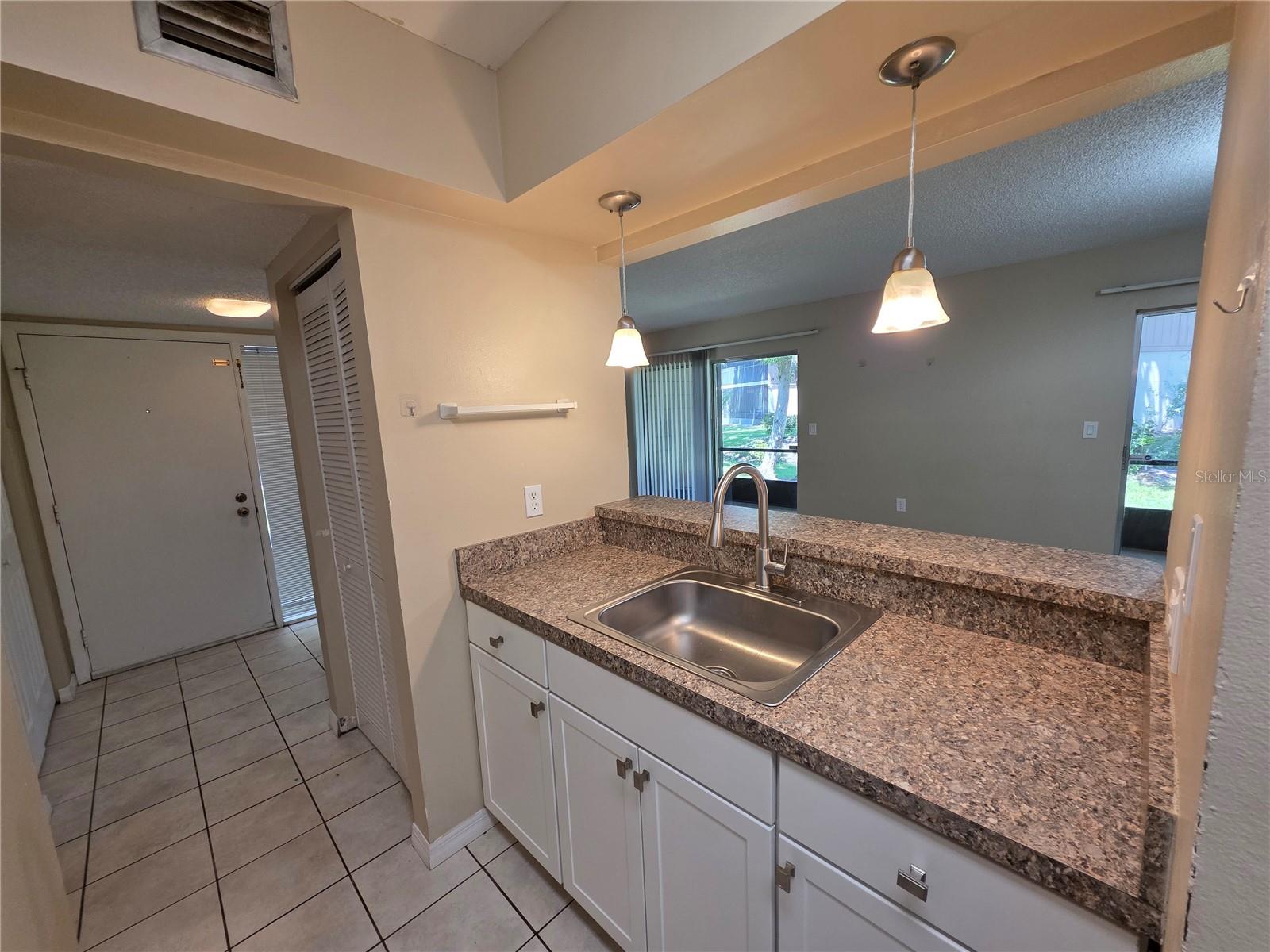 110 CYPRESS WOODS CT #12C — photo 7