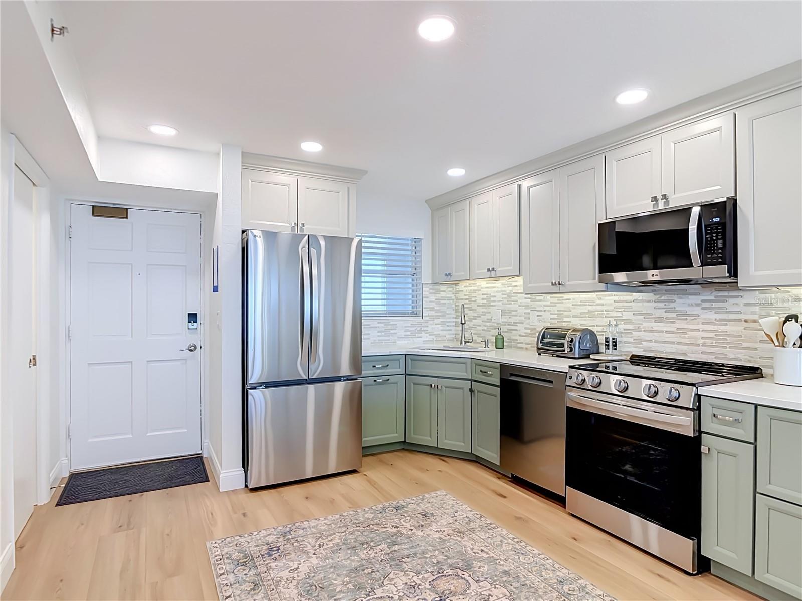 1051 OCEAN SHORE BLVD #904 — photo 9