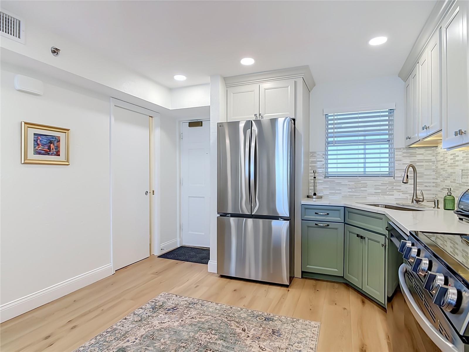 1051 OCEAN SHORE BLVD #904 — photo 10