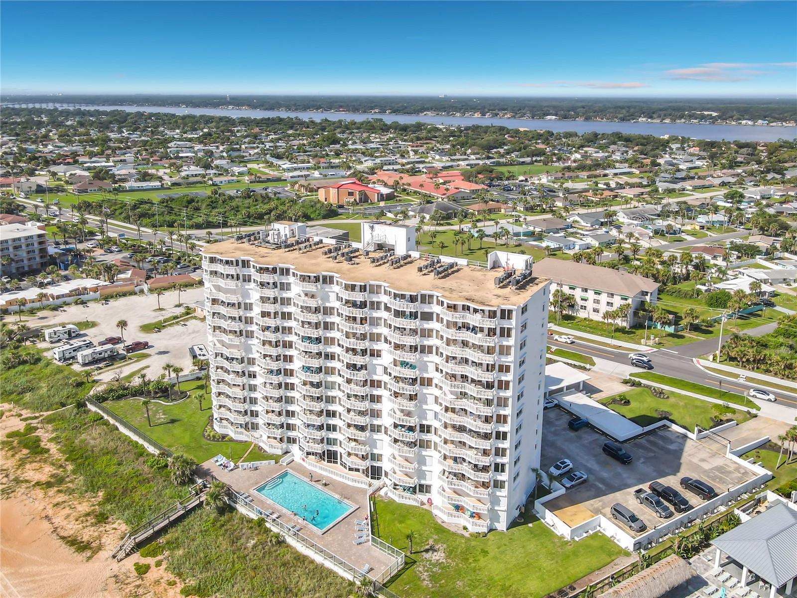 1051 OCEAN SHORE BLVD #904