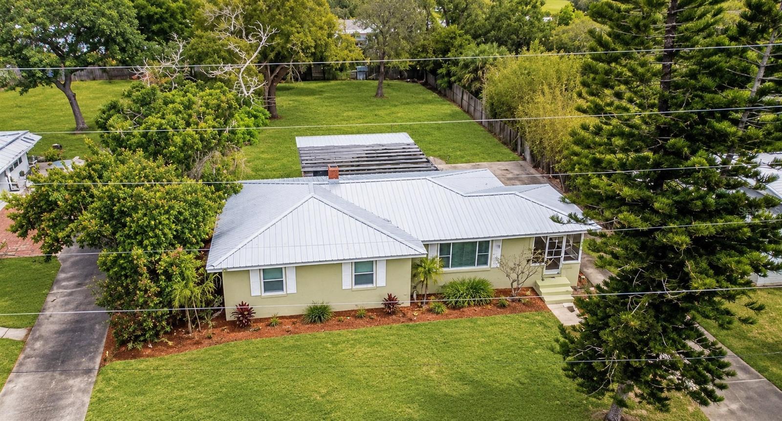 89 LORILLARD PL — photo 2