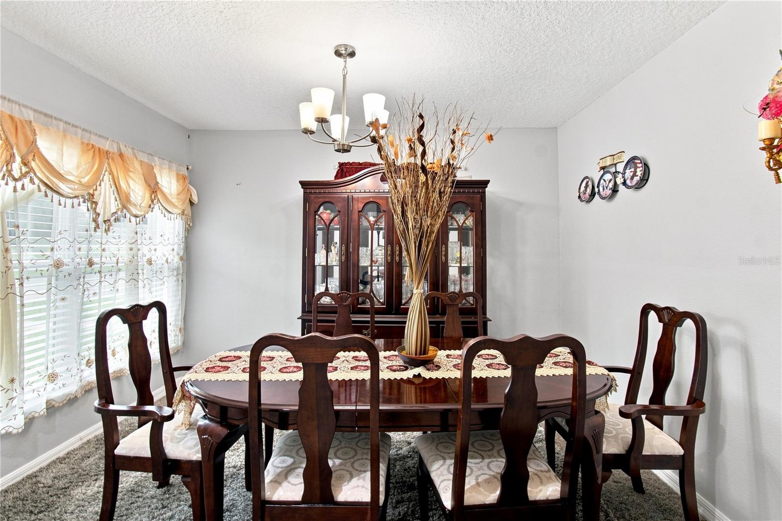 4300 LENOX BLVD — photo 7