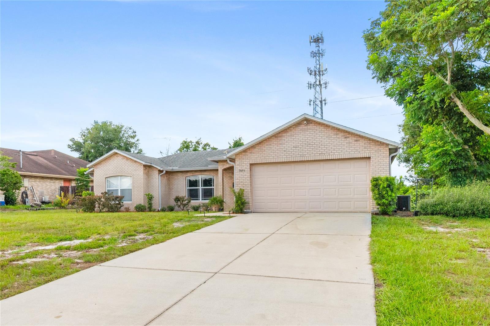2086 S PARKTON DR — photo 3