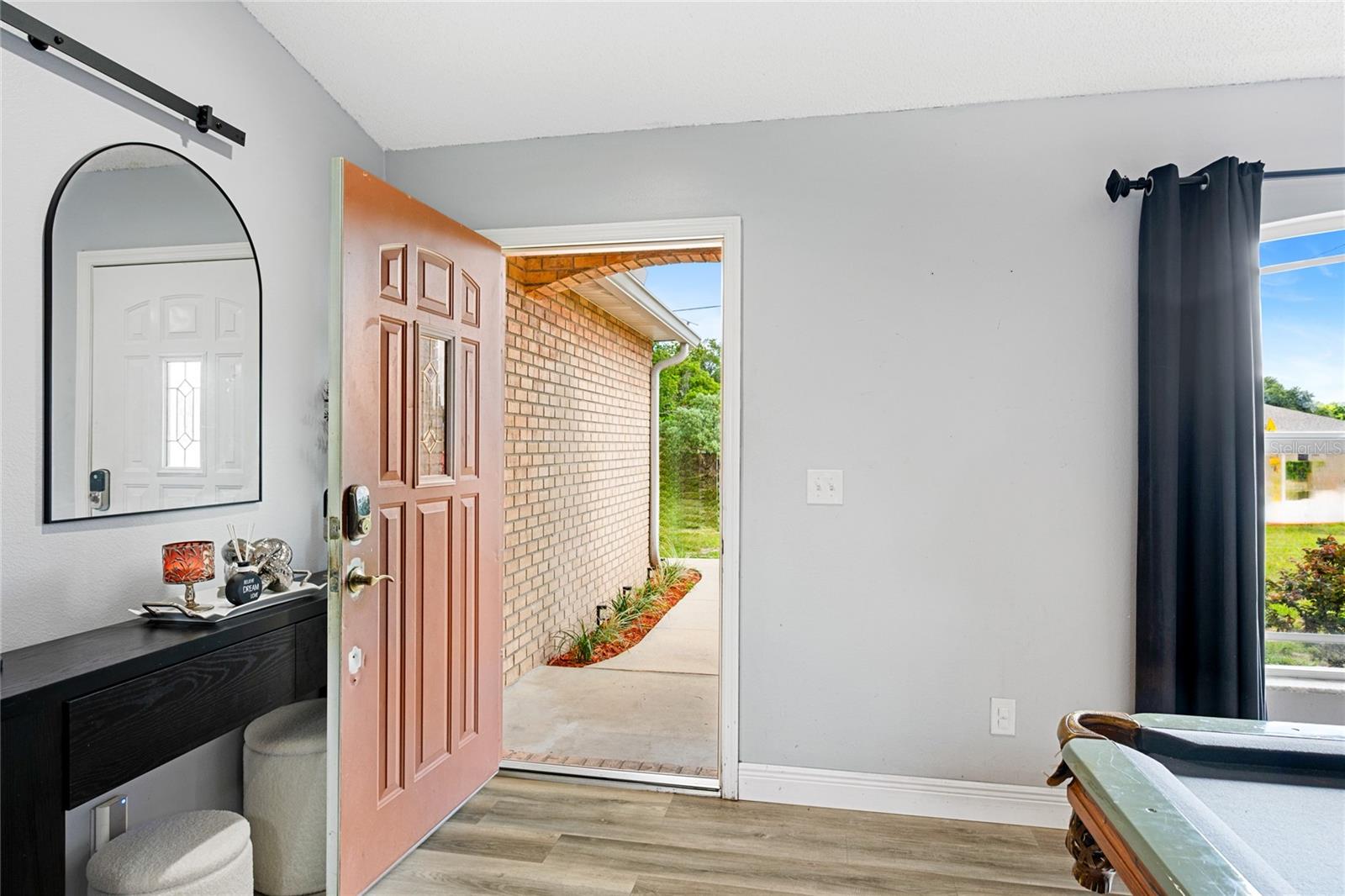 2086 S PARKTON DR — photo 8