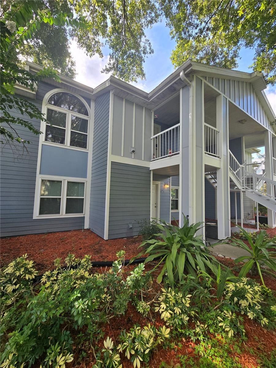 2577 GRASSY POINT DR #105