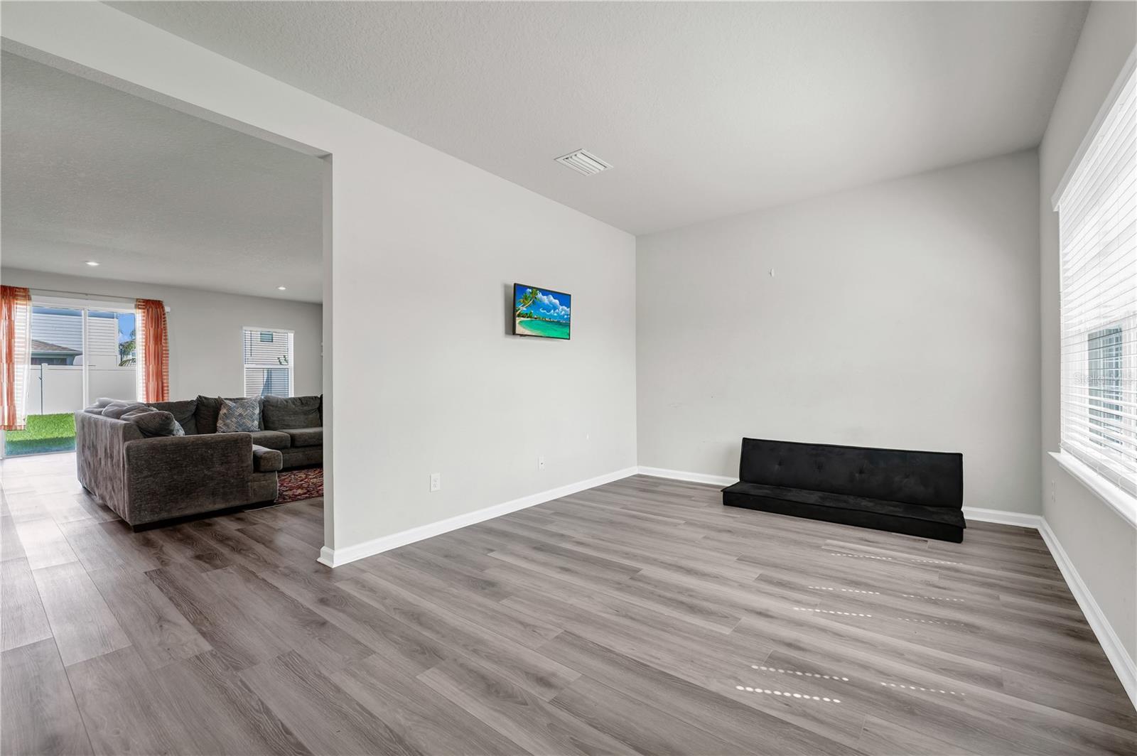 2119 TUDOR ROSE DR — photo 12