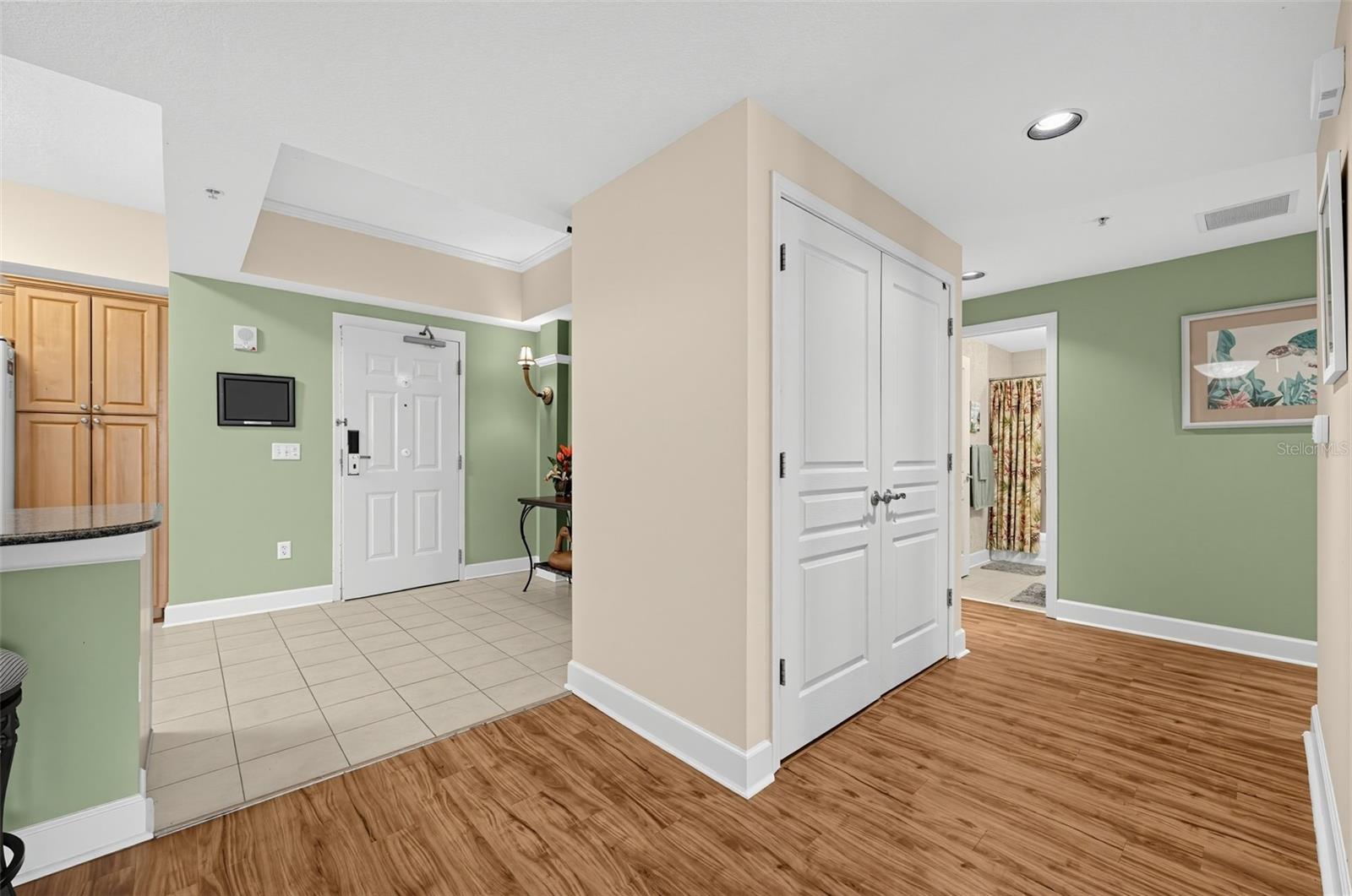 200 OCEAN CREST DR #109 — photo 8