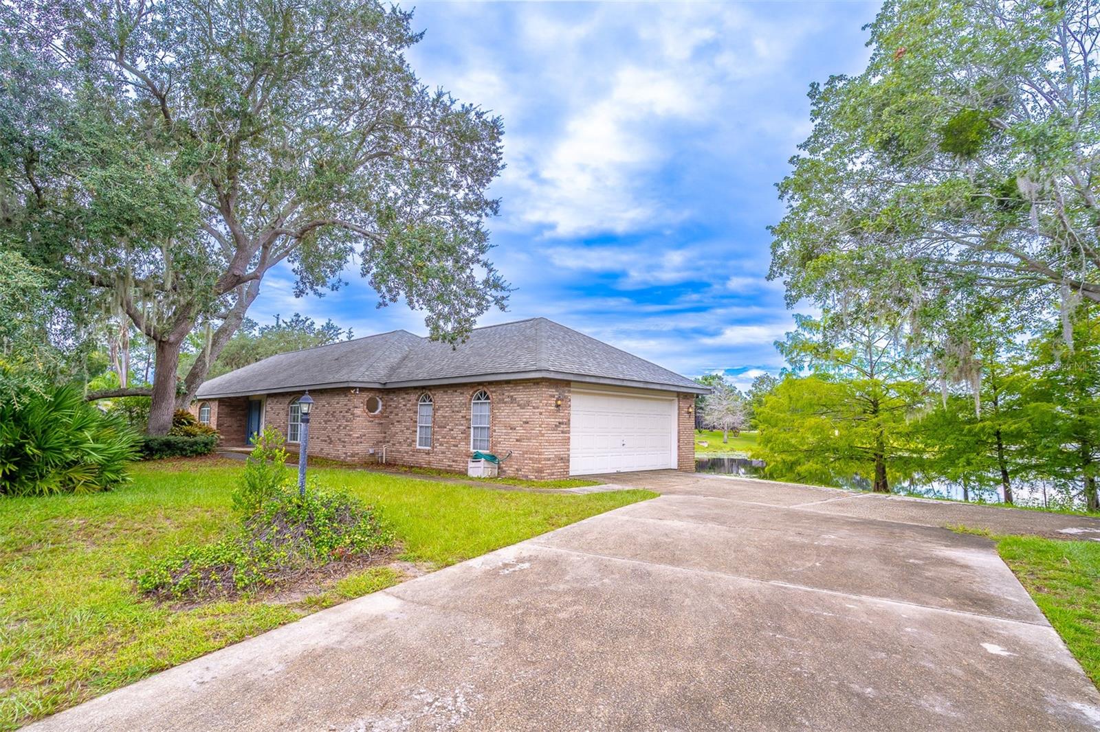 2366 SALEM DR — photo 2