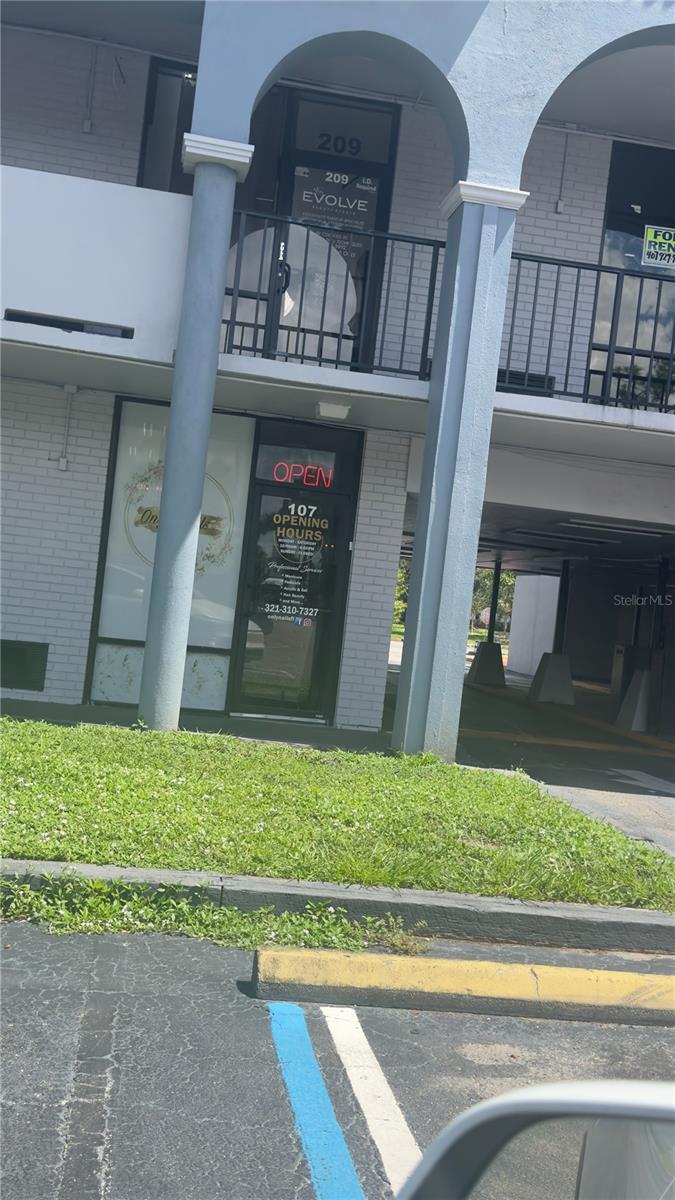 8421 S ORANGE BLOSSOM TRL #107