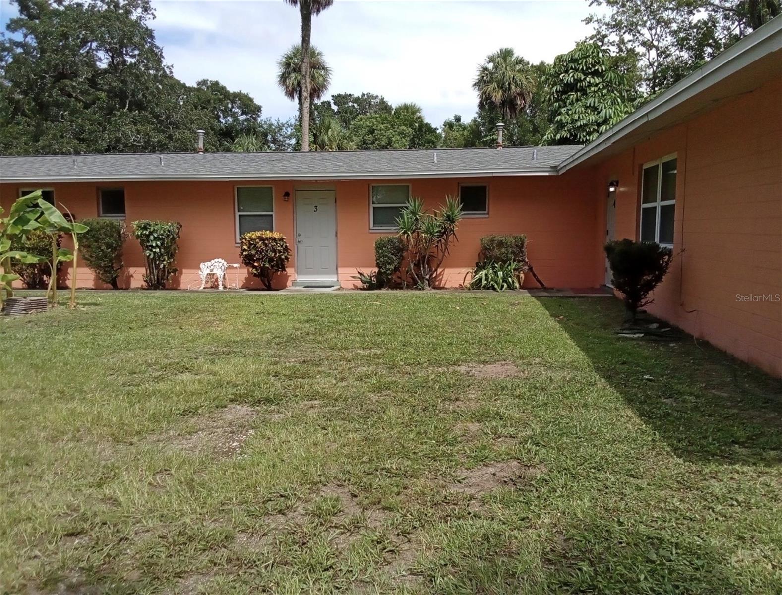 555 OAK ST — photo 3
