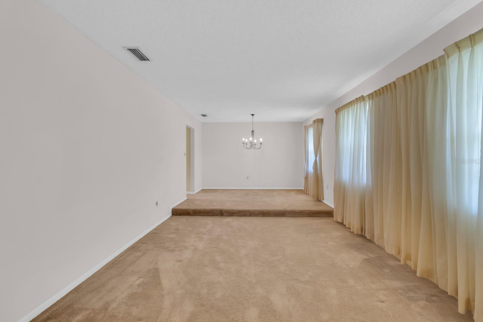 127 ALDEAN DR — photo 6