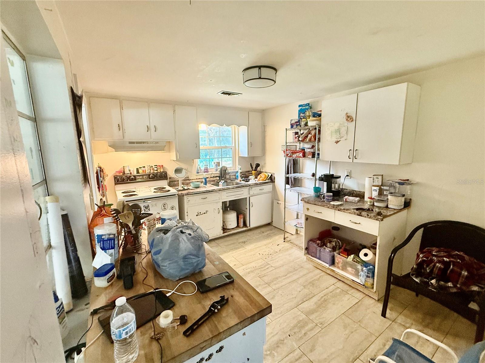 255 VALENCIA RD — photo 7