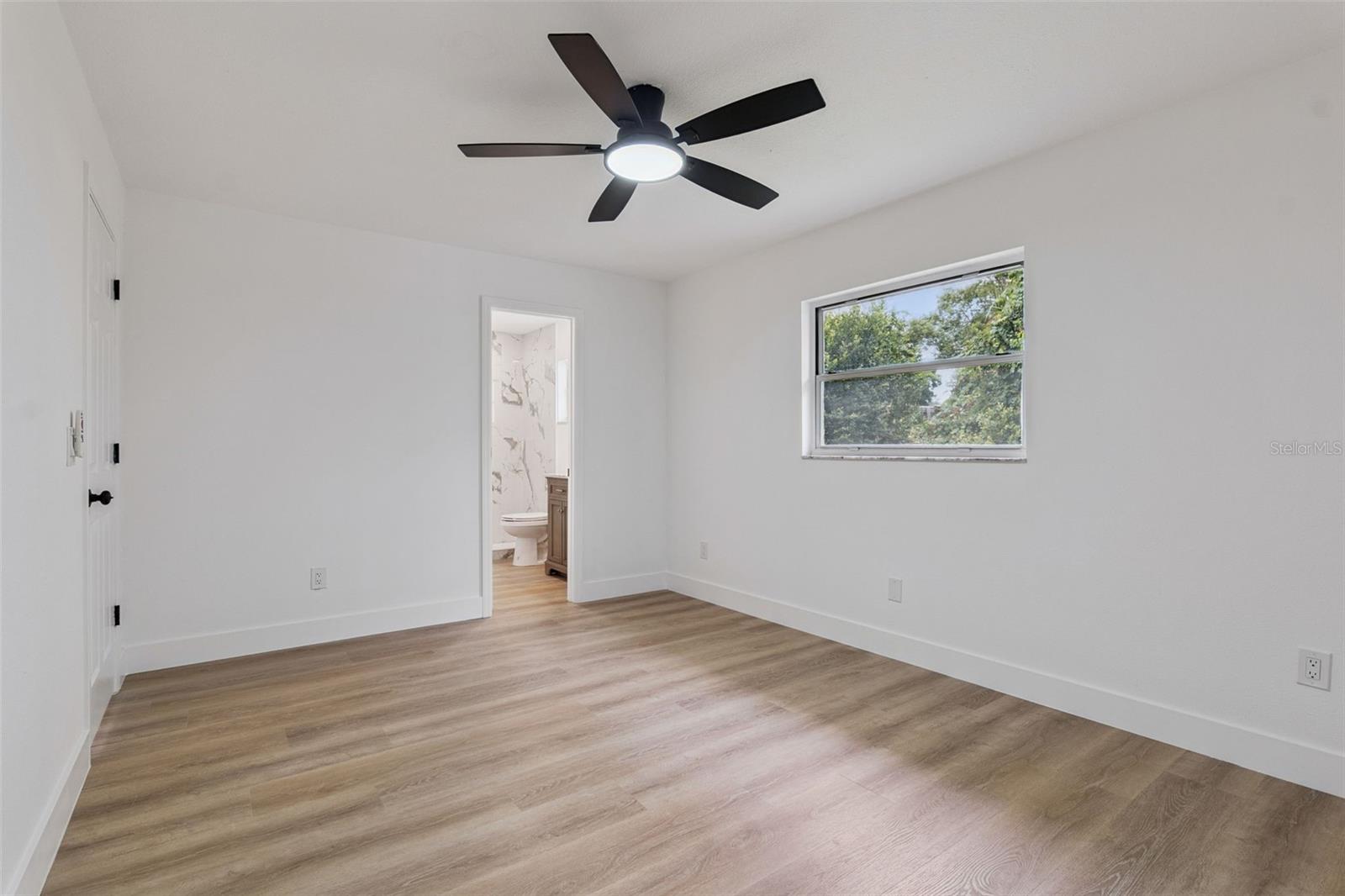 1102 MAGDALENA AVE — photo 12