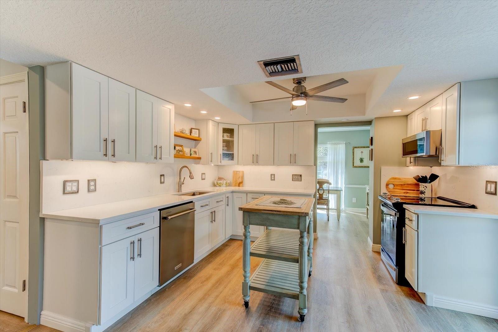 116 PARTRIDGE CIR — photo 11