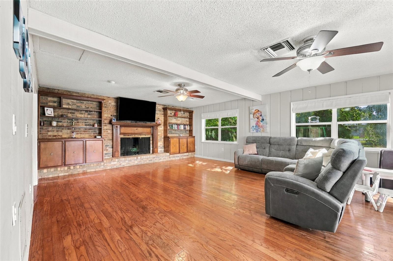 3318 FLORENE DR — photo 5