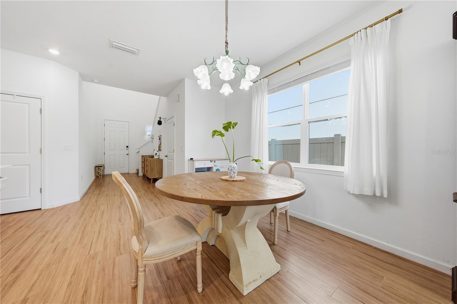 4700 CRAGMERE LOOP — photo 8