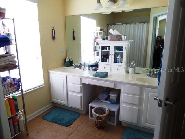 2511 STOCKTON DR — photo 8