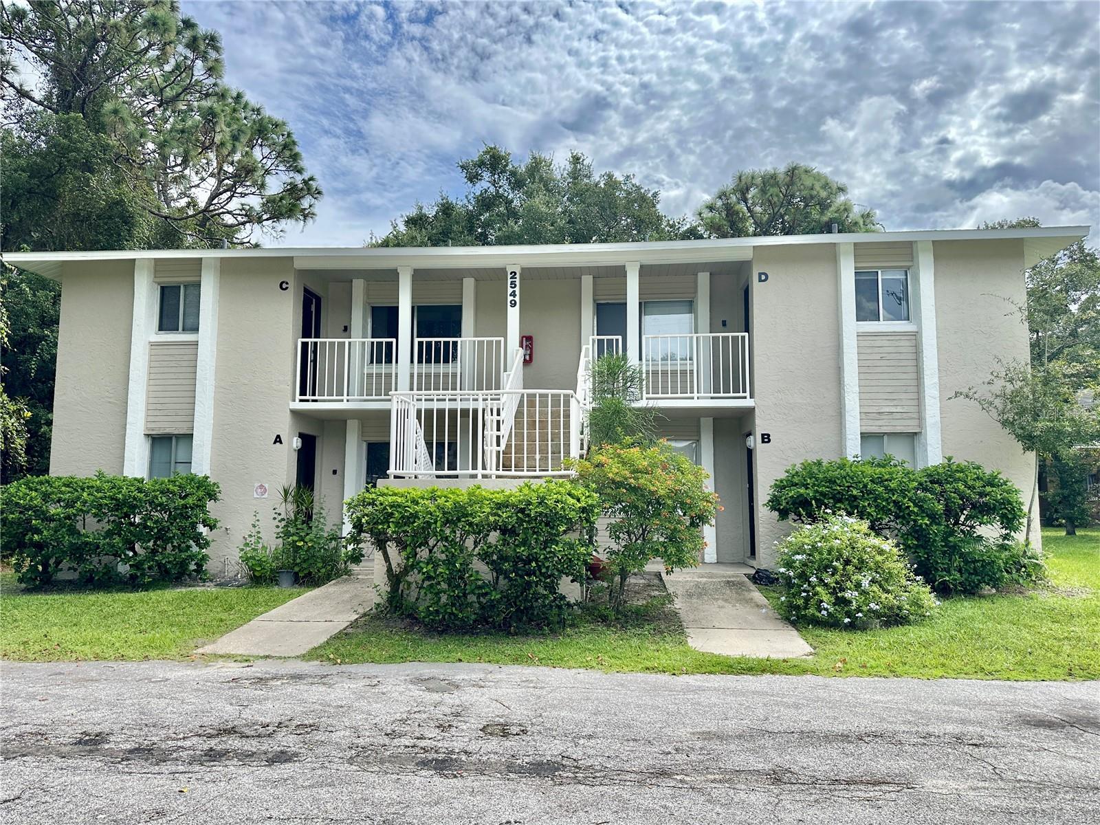 2549 S OAK AVE #B
