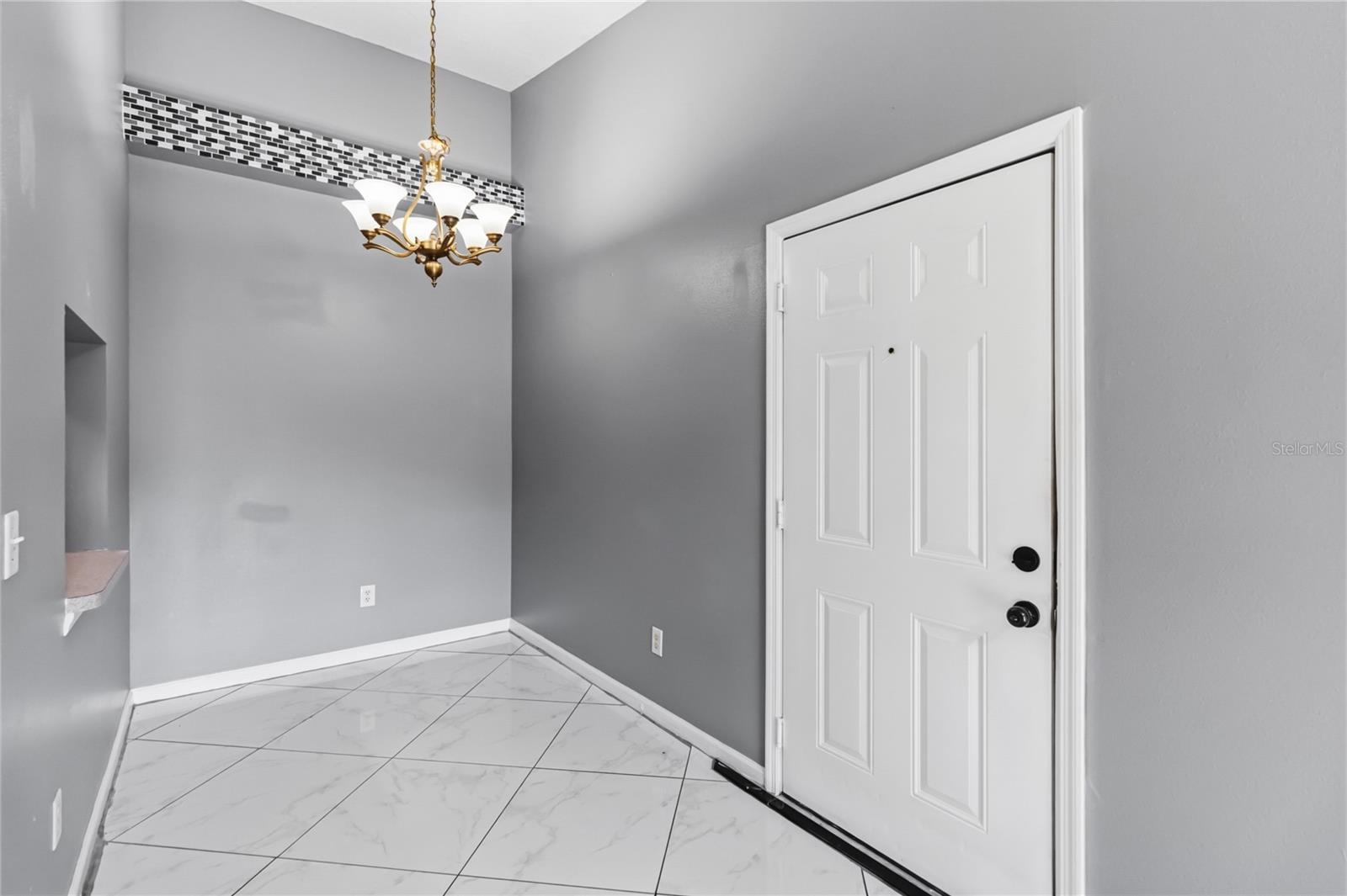 1131 S PINE RIDGE CIR ##31 — photo 8