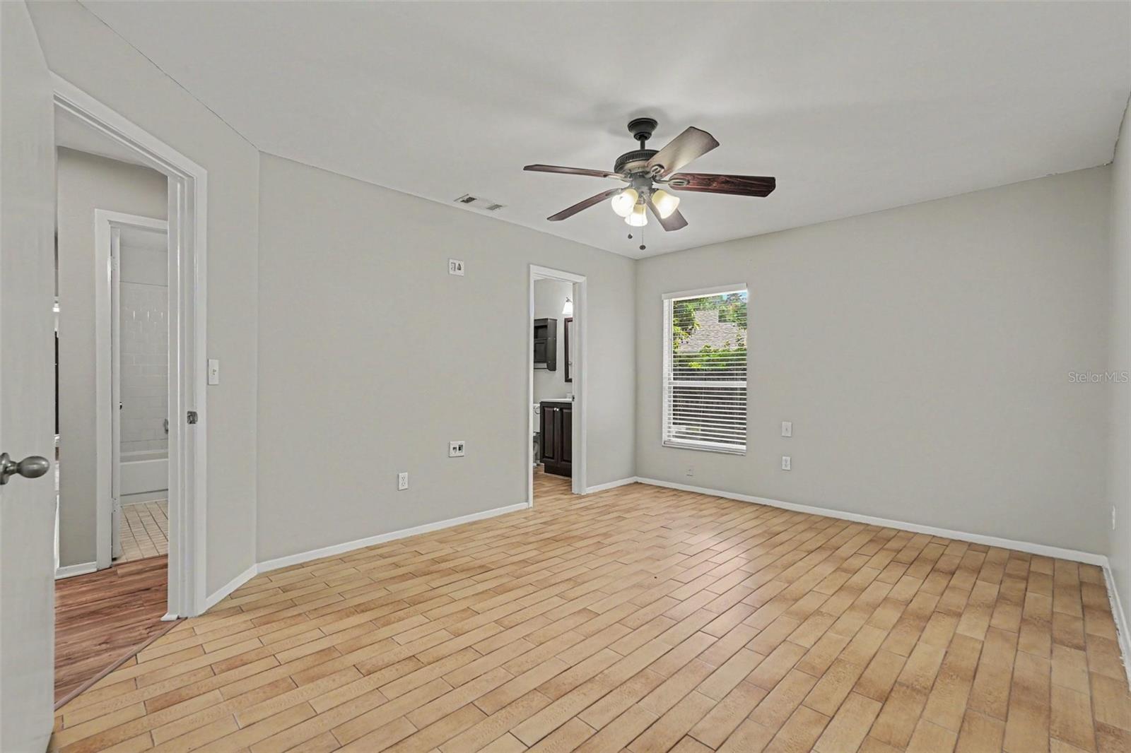 5953 BIRCHWOOD DR — photo 9