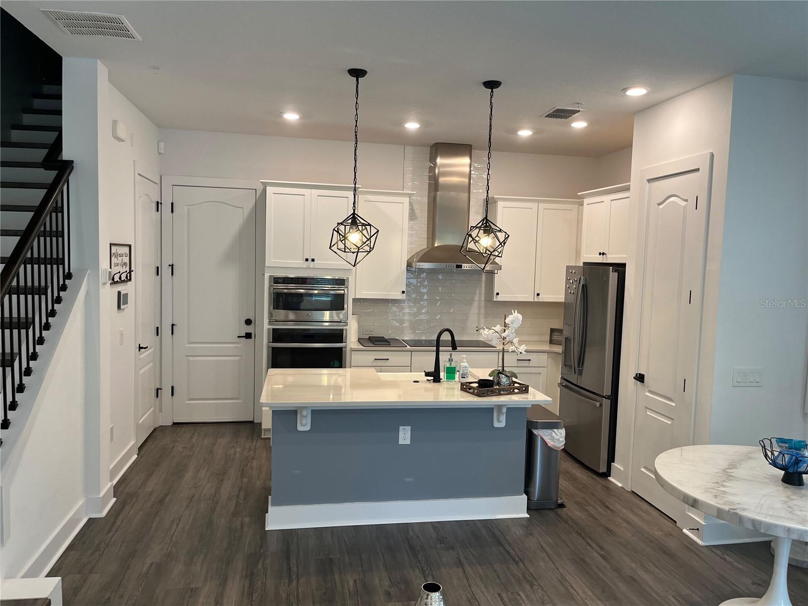 931 WILD DATE LN — photo 8