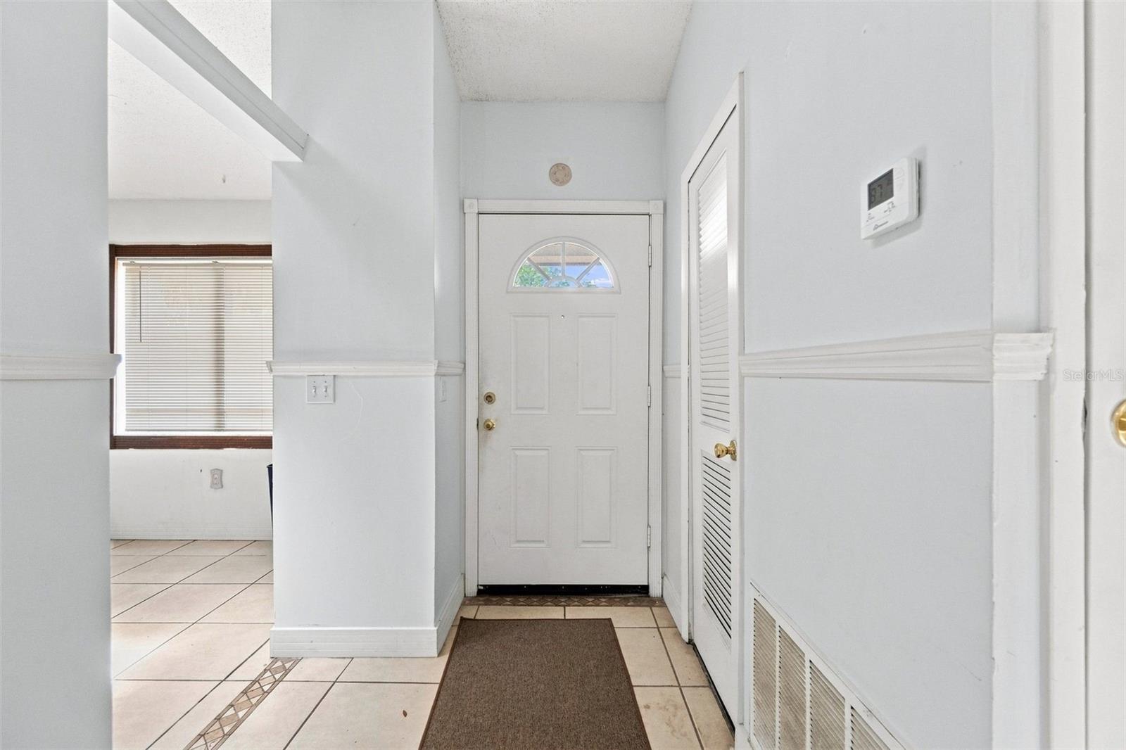 9966 BURL WAY — photo 4