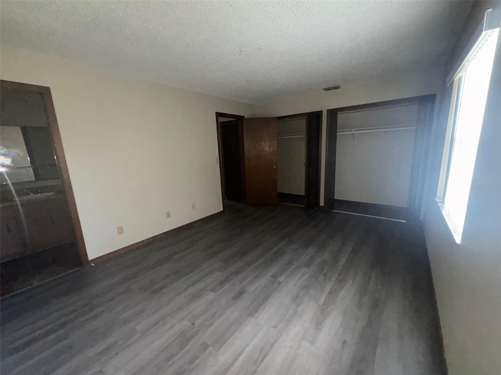 590 BELLTOWER AVE #E — photo 4