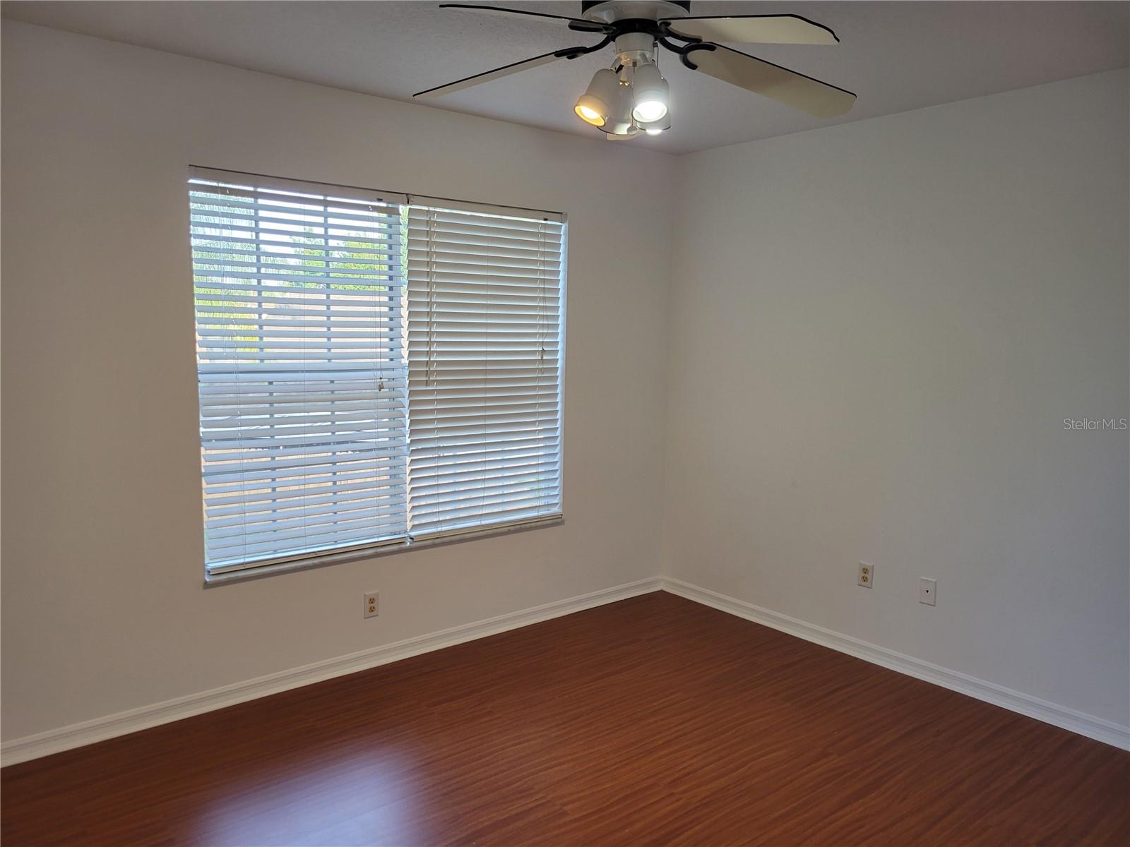 921 BERESFORD WAY — photo 11