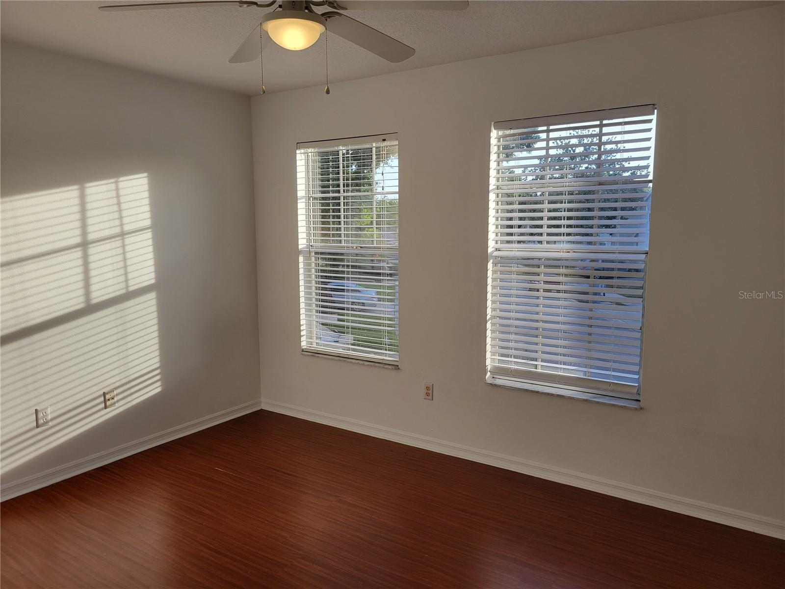 921 BERESFORD WAY — photo 10