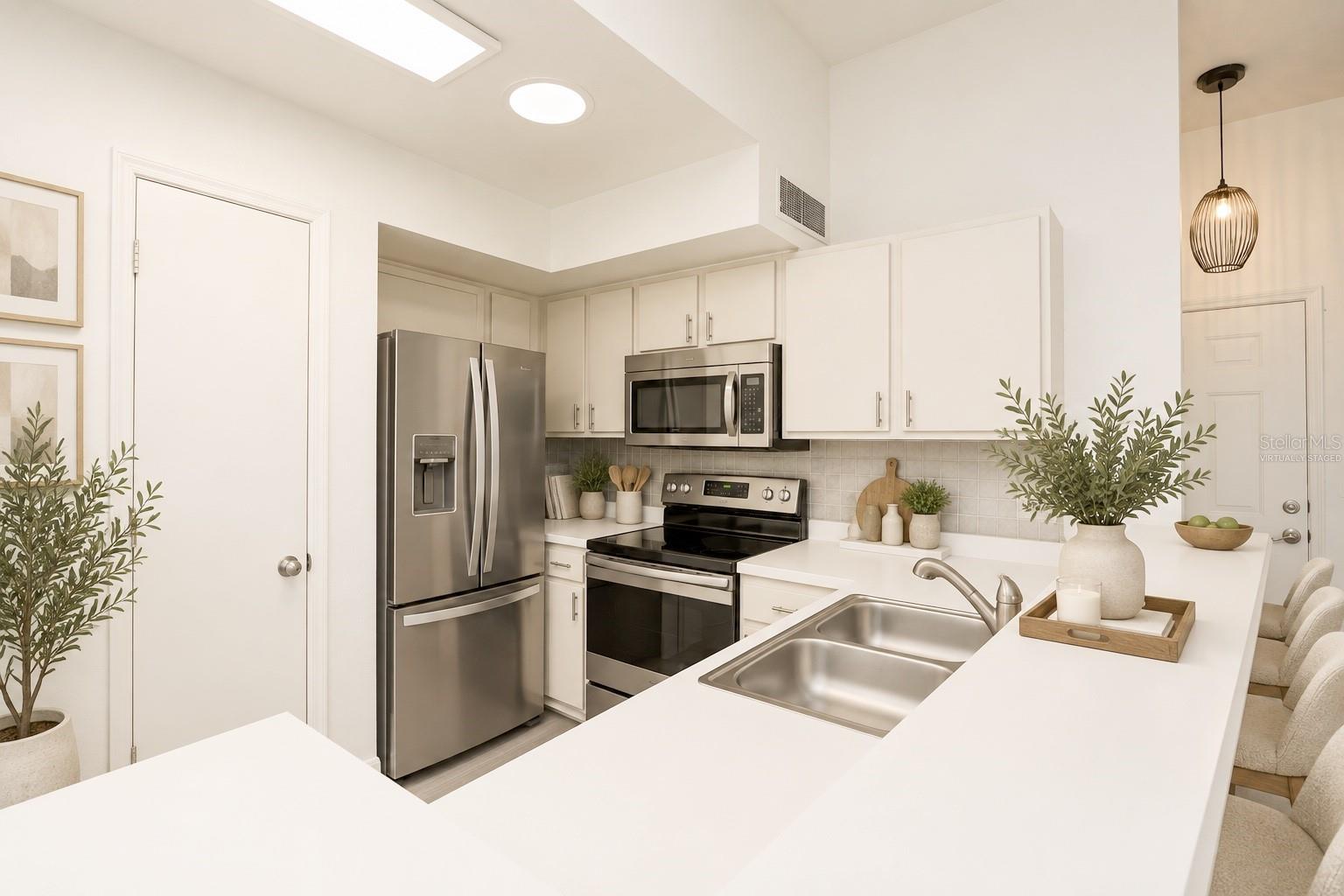 7230 WESTPOINTE BLVD #1233 — photo 9