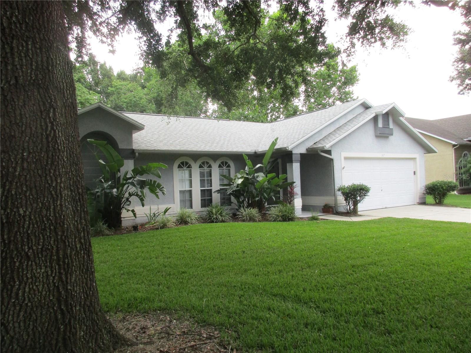 317 SILVER PINE DR — photo 2