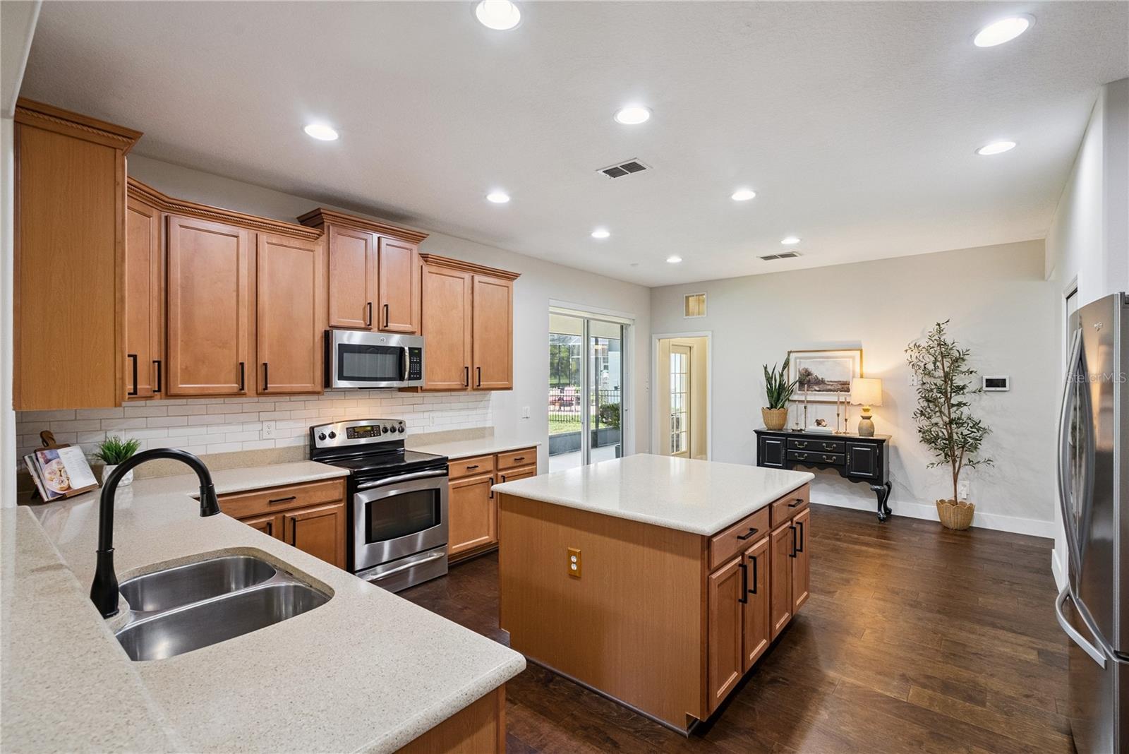 10304 MALLARD LANDINGS WAY — photo 10