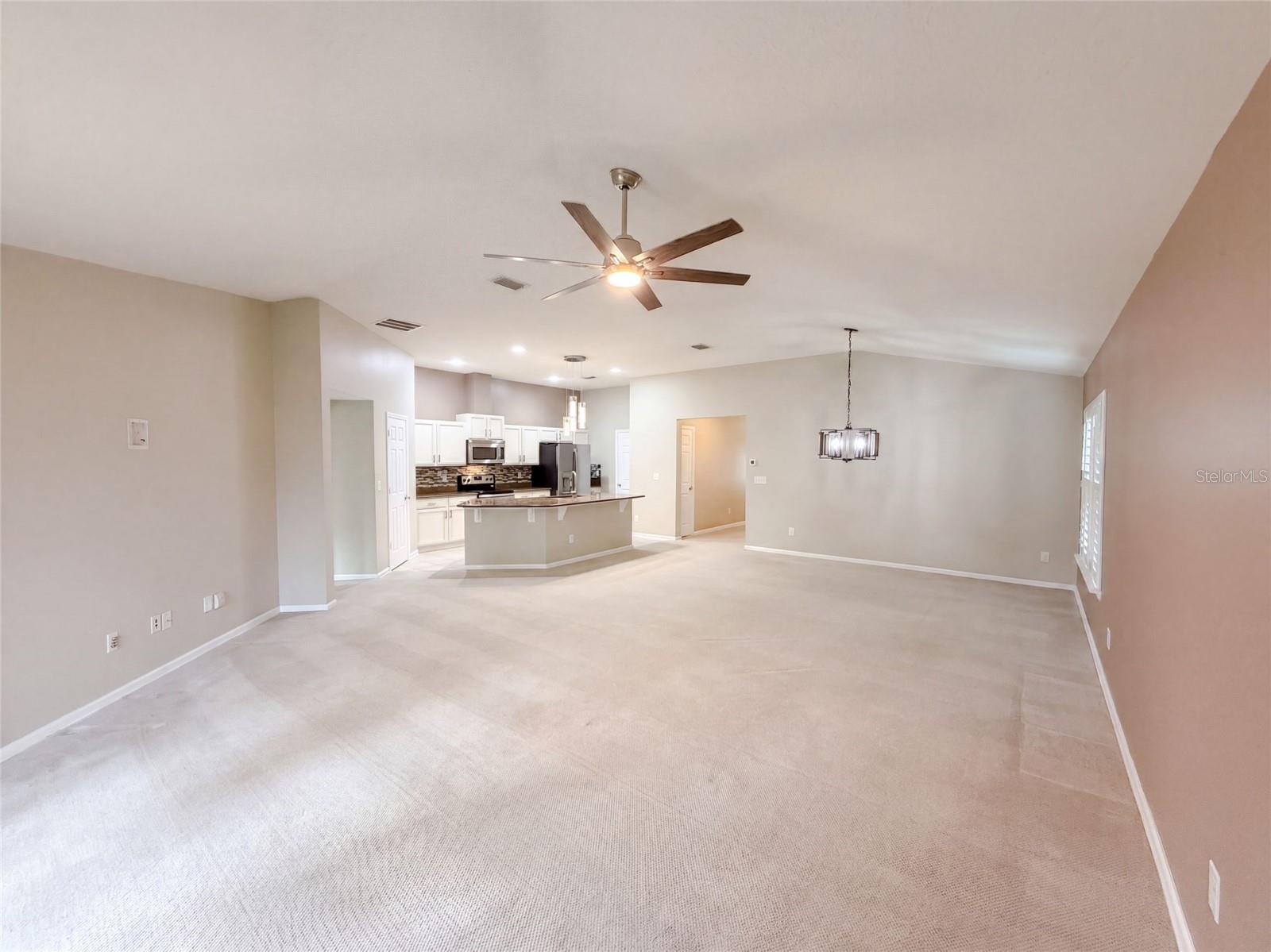 120 PRESTWICK GRANDE DR — photo 12