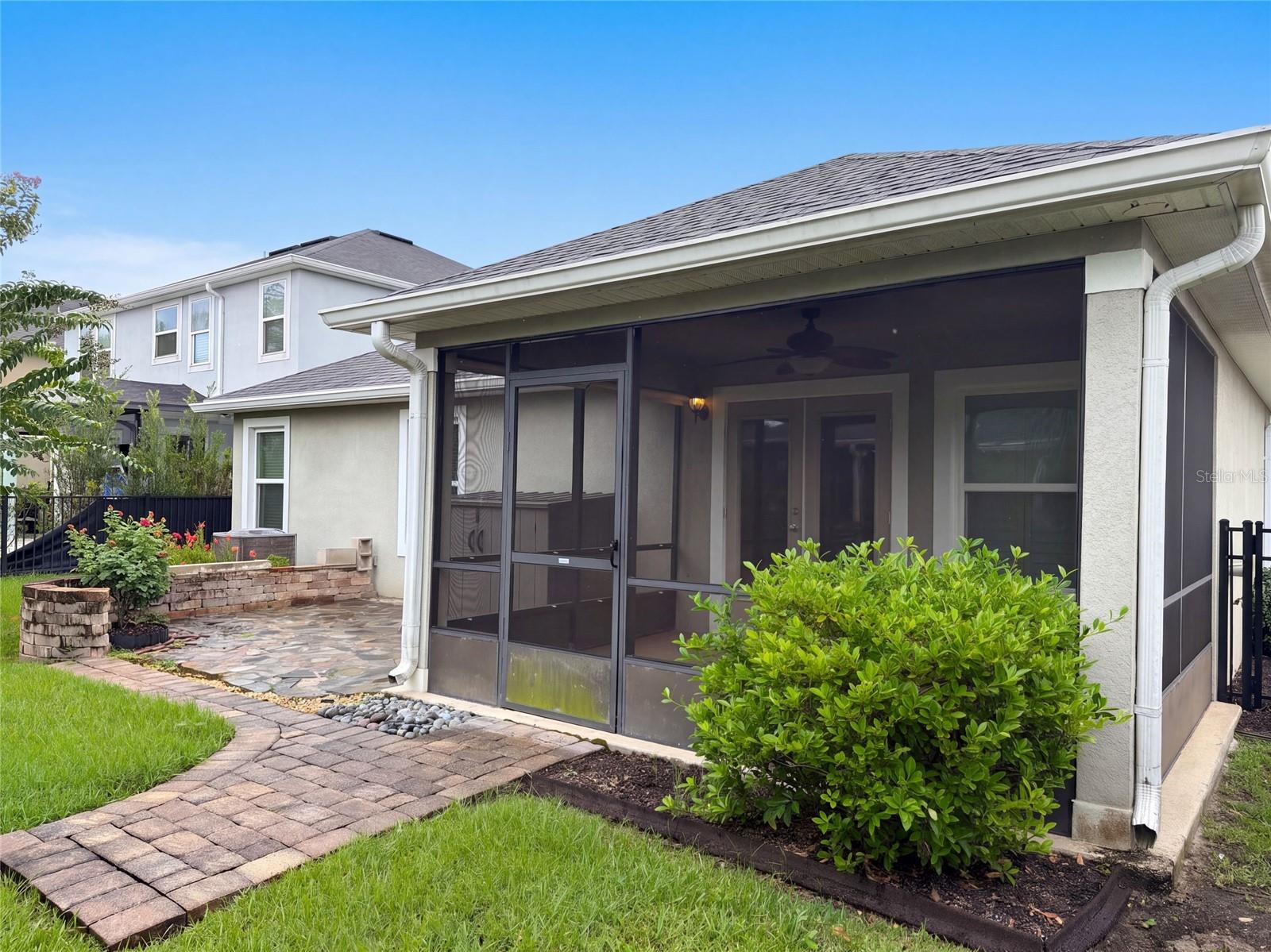 120 PRESTWICK GRANDE DR — photo 5