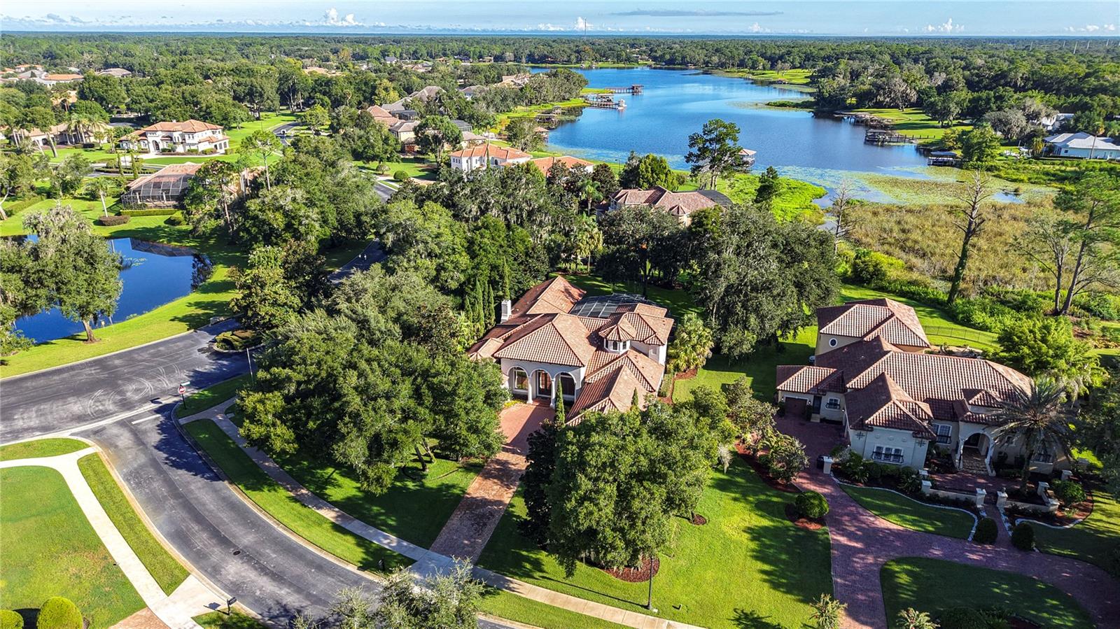 7760 ISLEWOOD CT — photo 3
