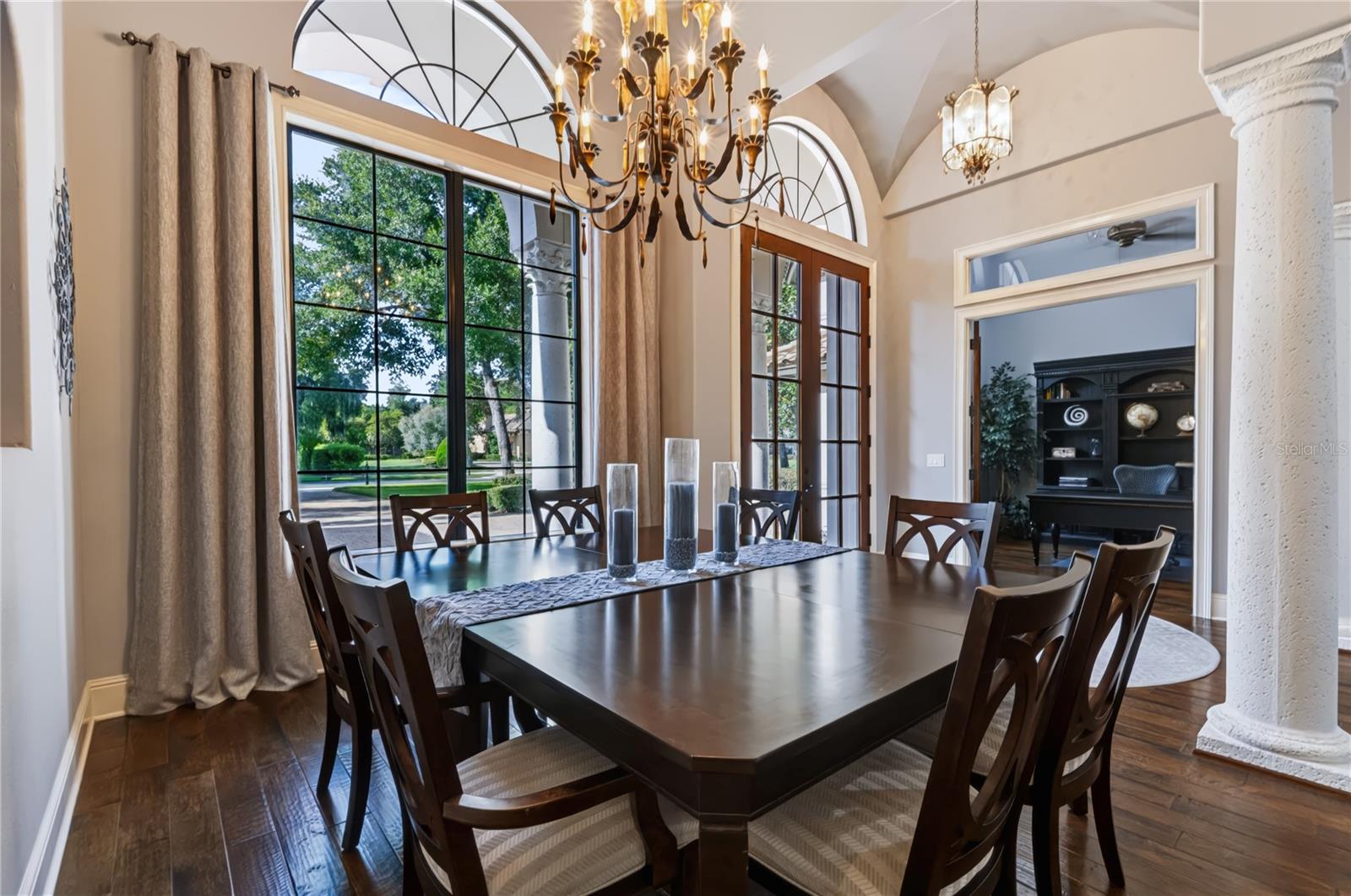 7760 ISLEWOOD CT — photo 8