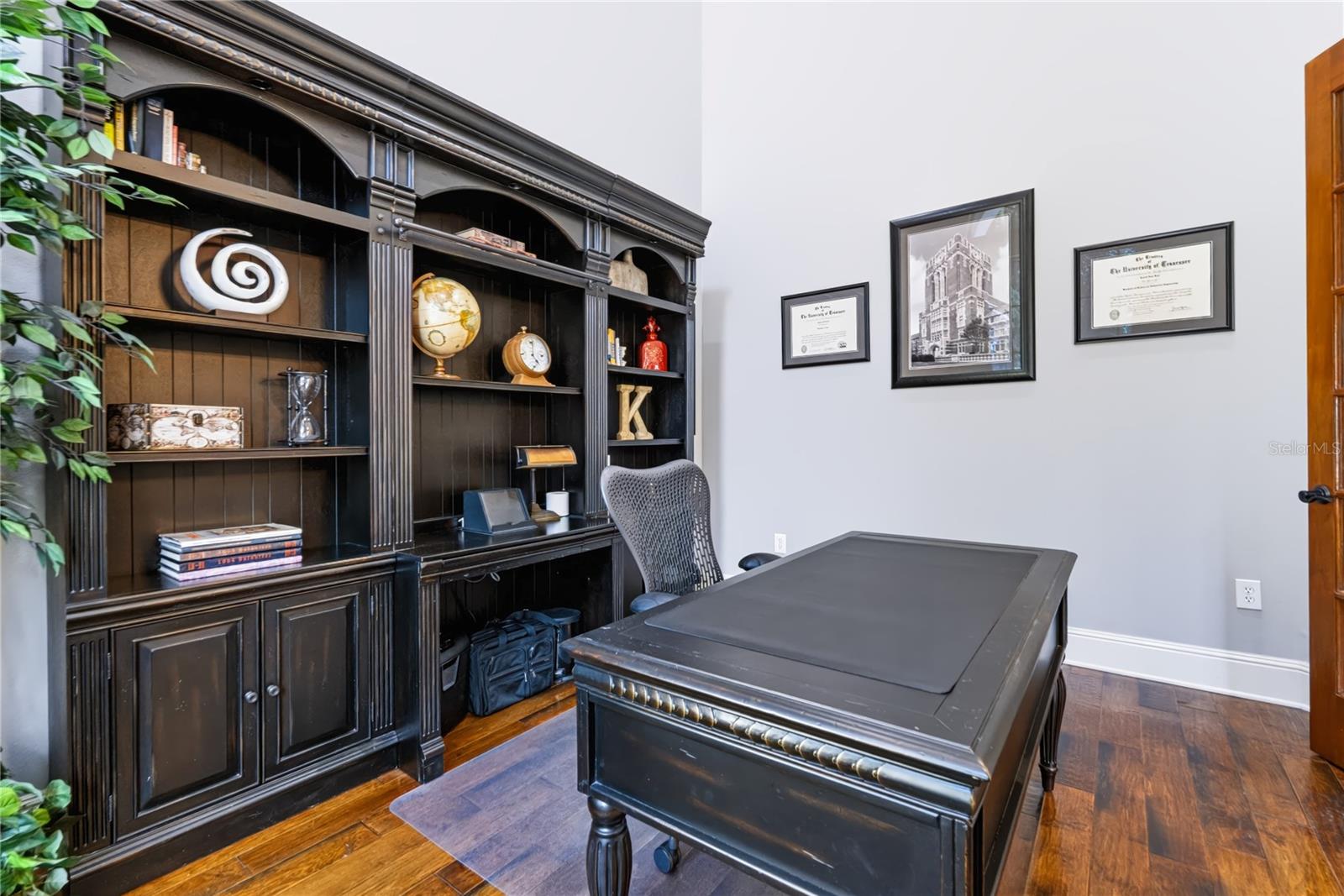 7760 ISLEWOOD CT — photo 10