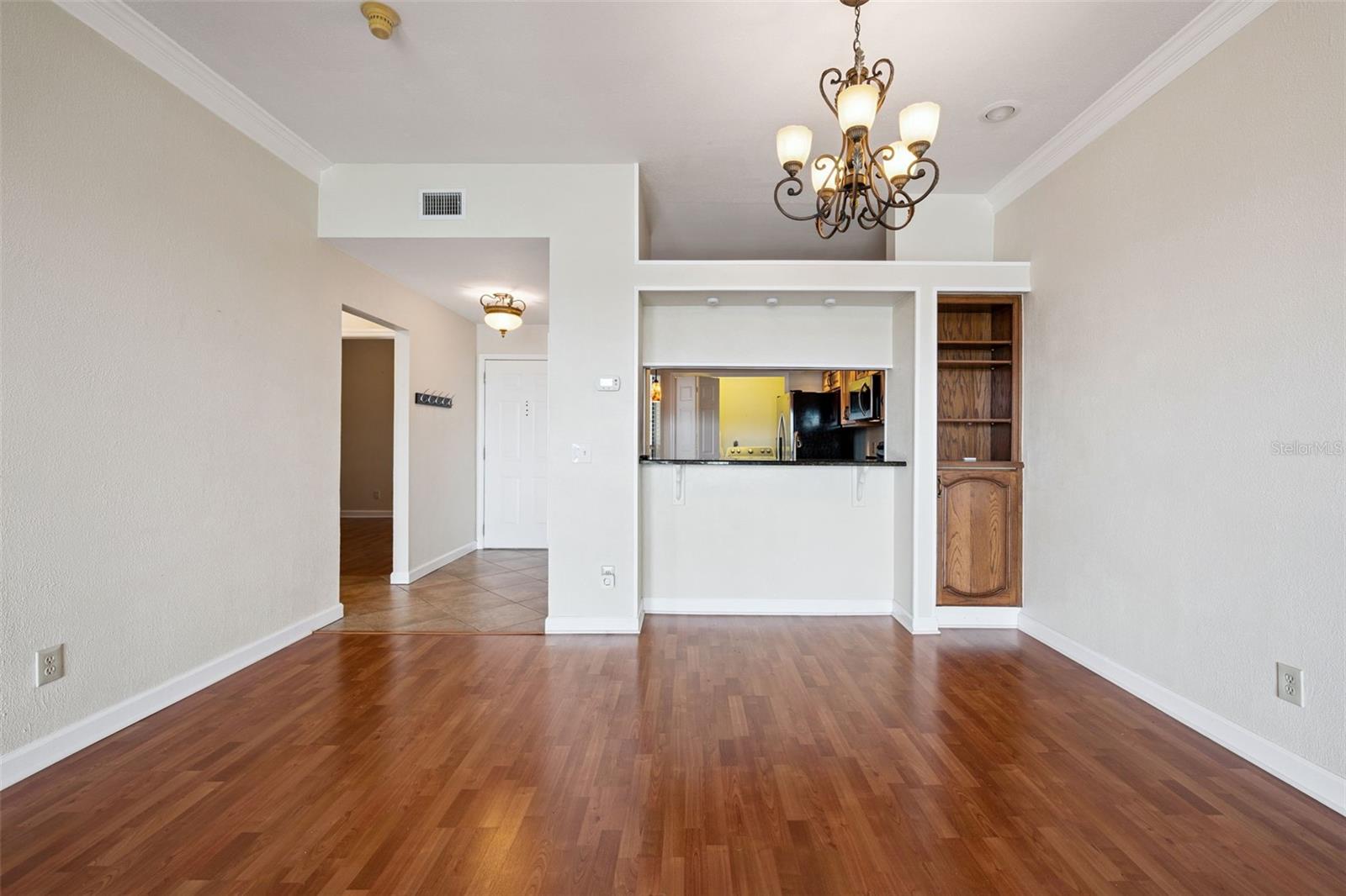 459 HAMPTONCREST CIR #205 — photo 4