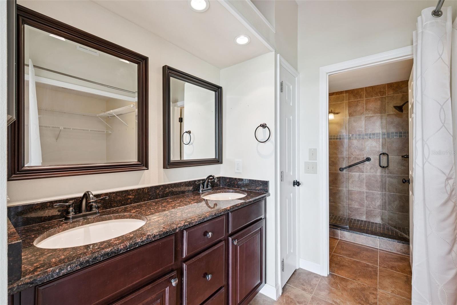459 HAMPTONCREST CIR #205 — photo 9