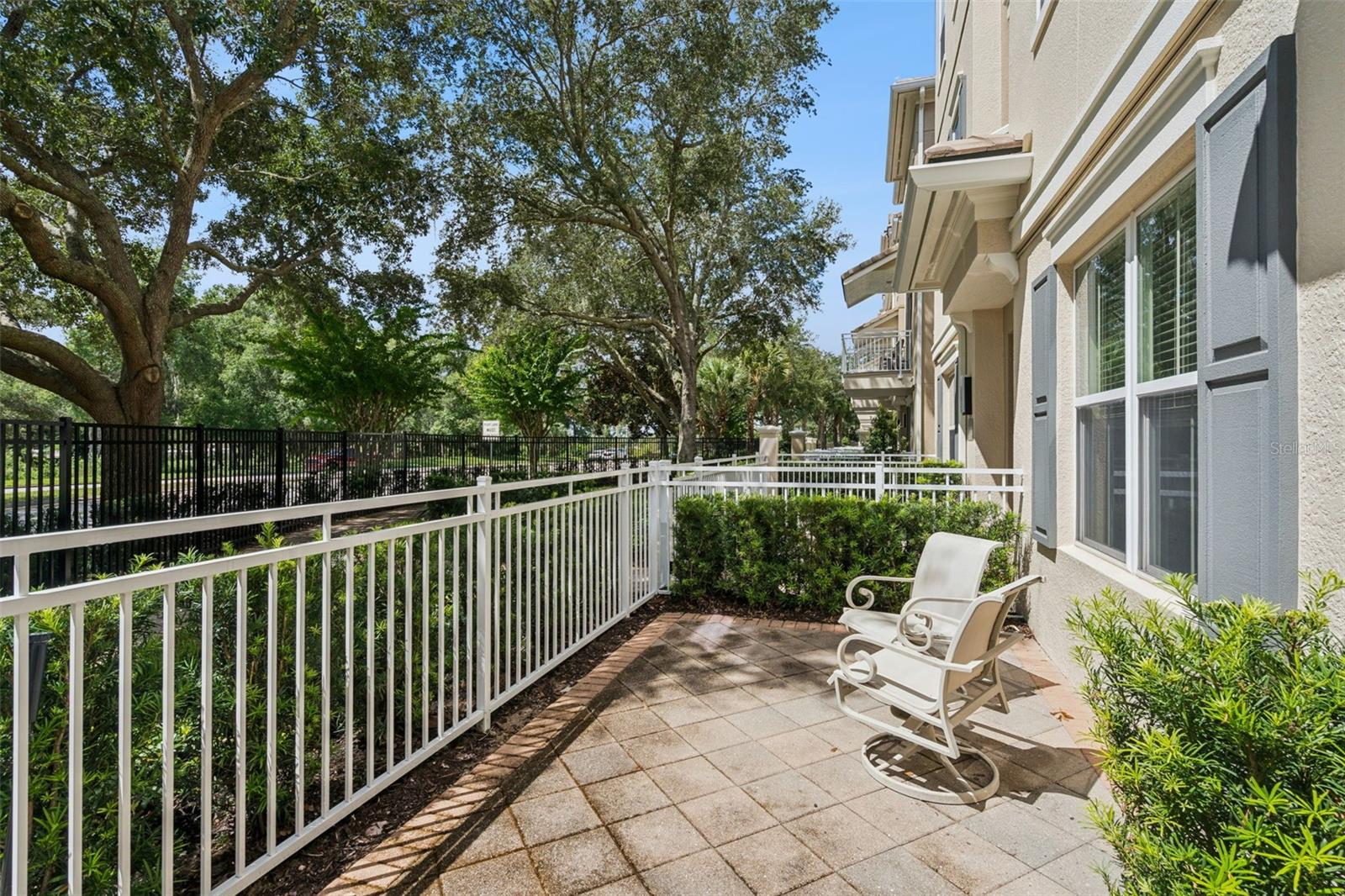 669 HANGNEST LN — photo 3