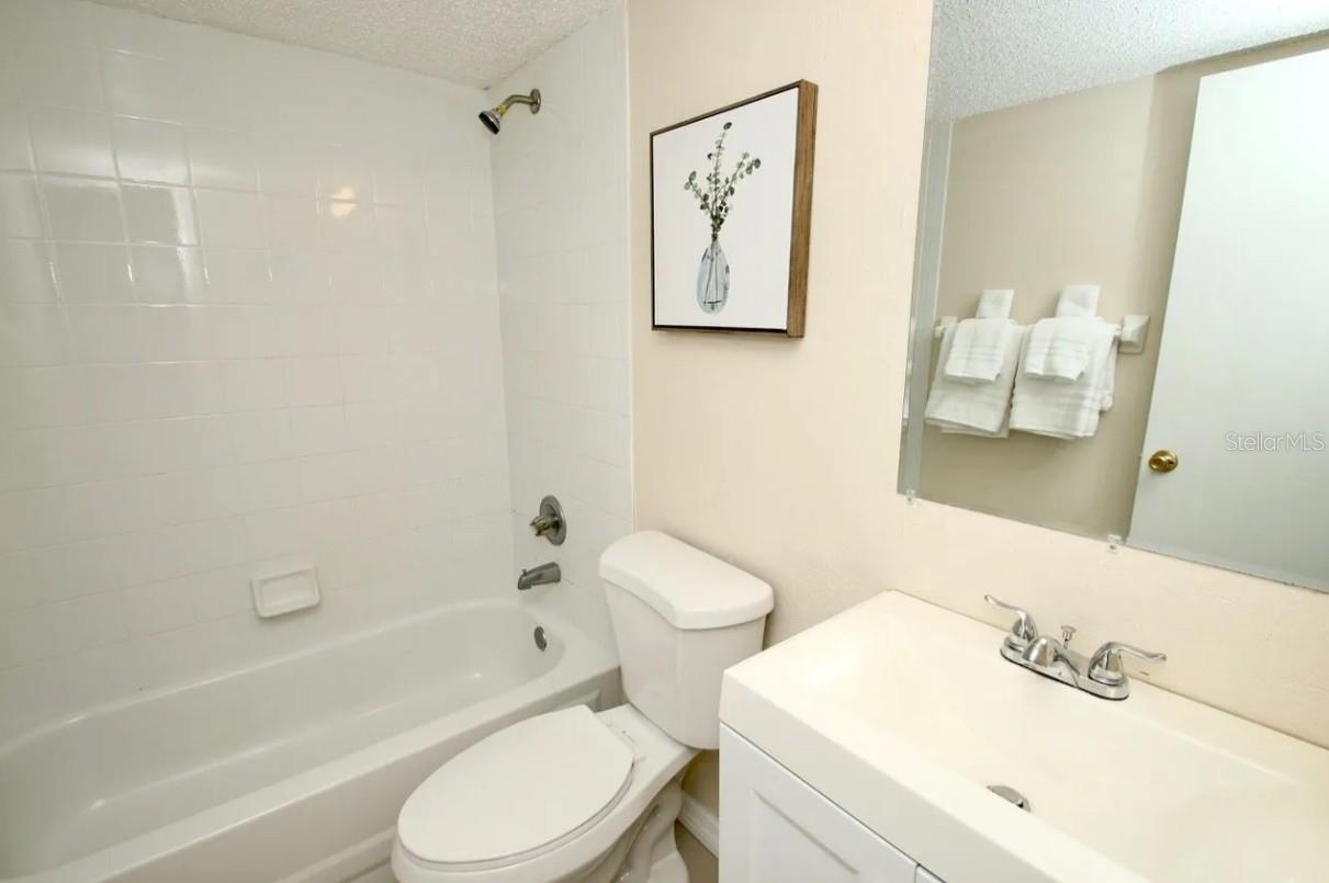 1350 VIRGINIA AVE #08 — photo 11